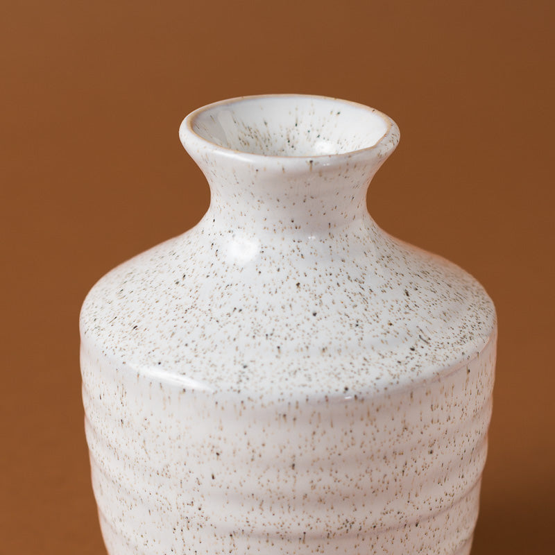 Hari-vase-medium