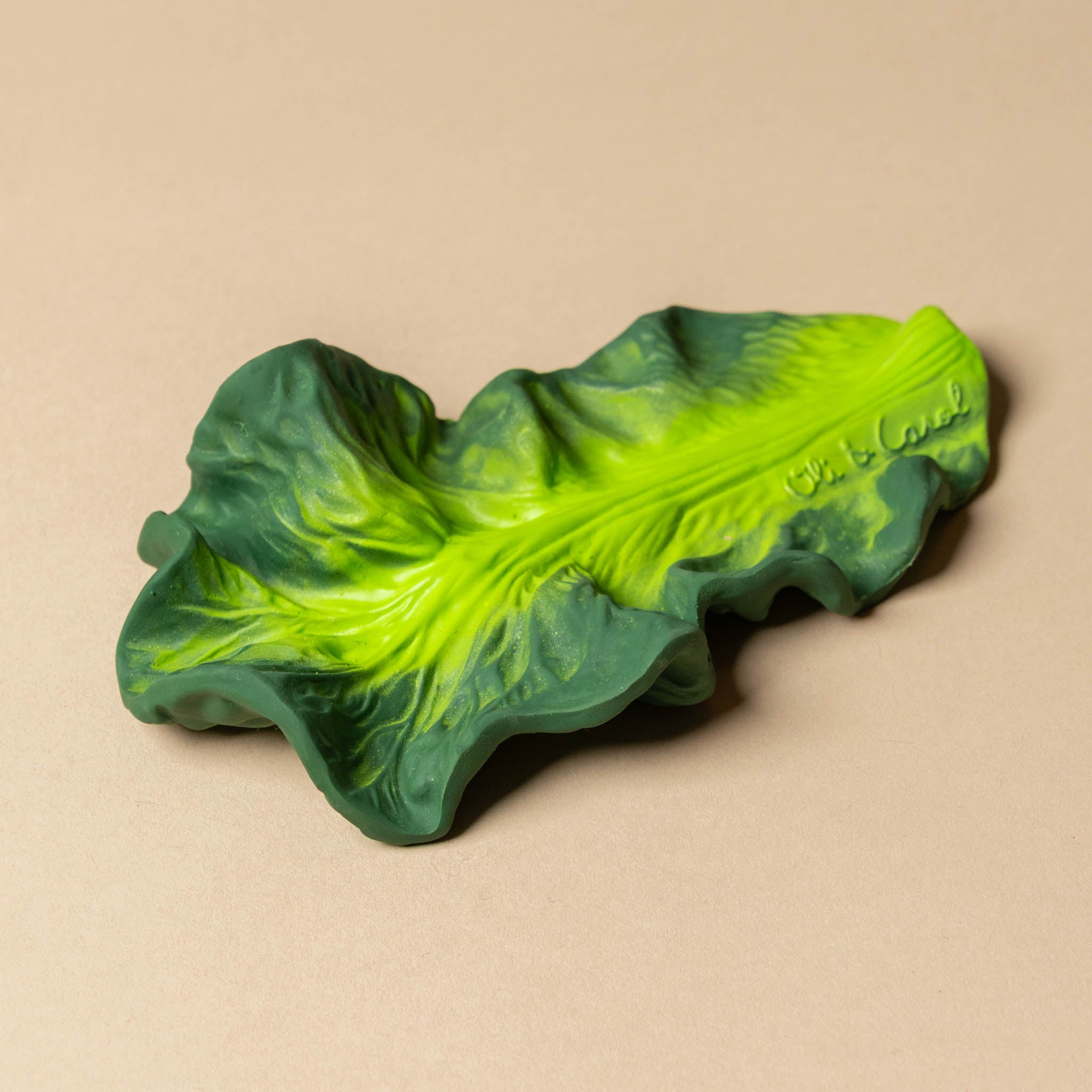 Kendall-the-Kale-Teether