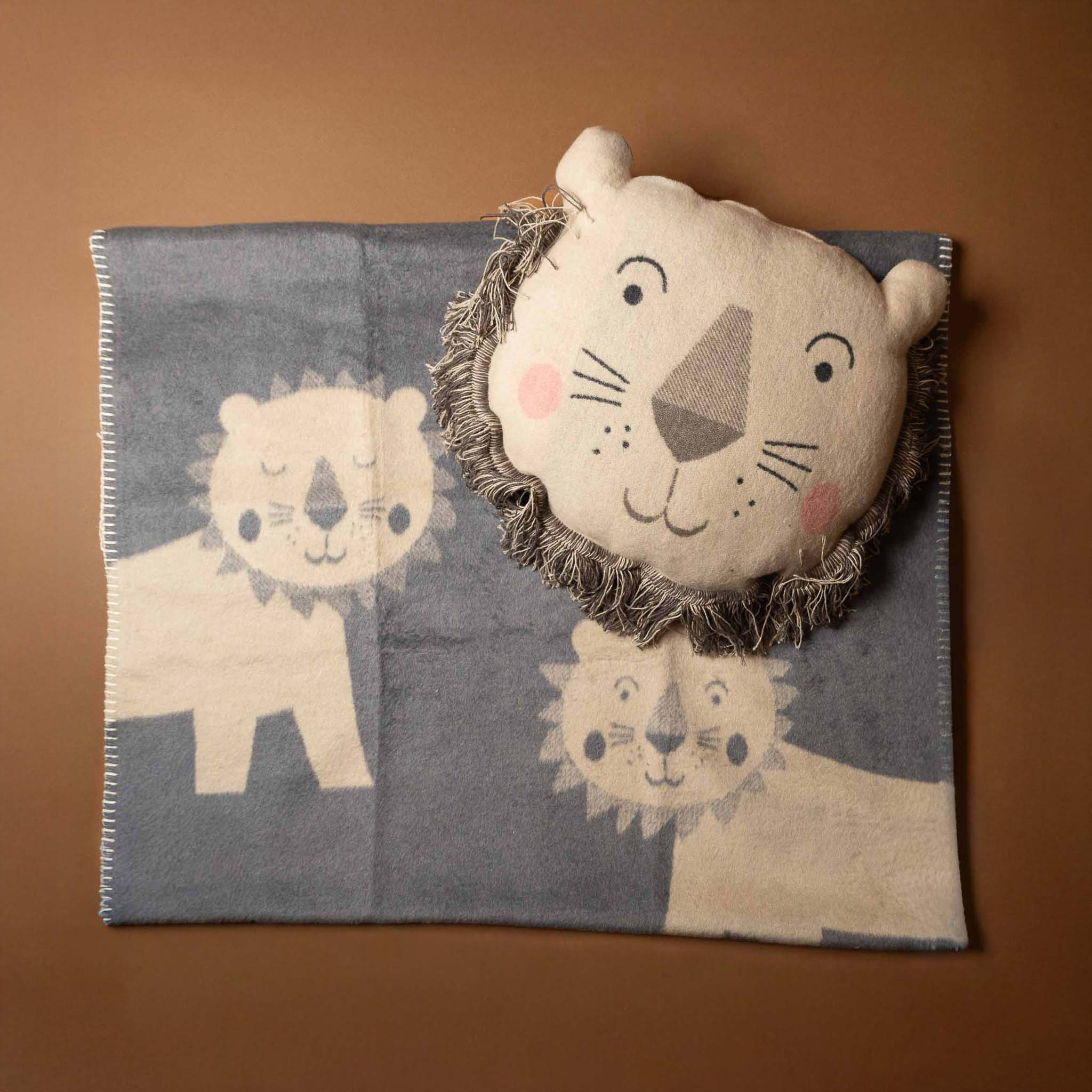 Sleepy-Wakey-Lion-Face-Cushion-and-optional-blanket