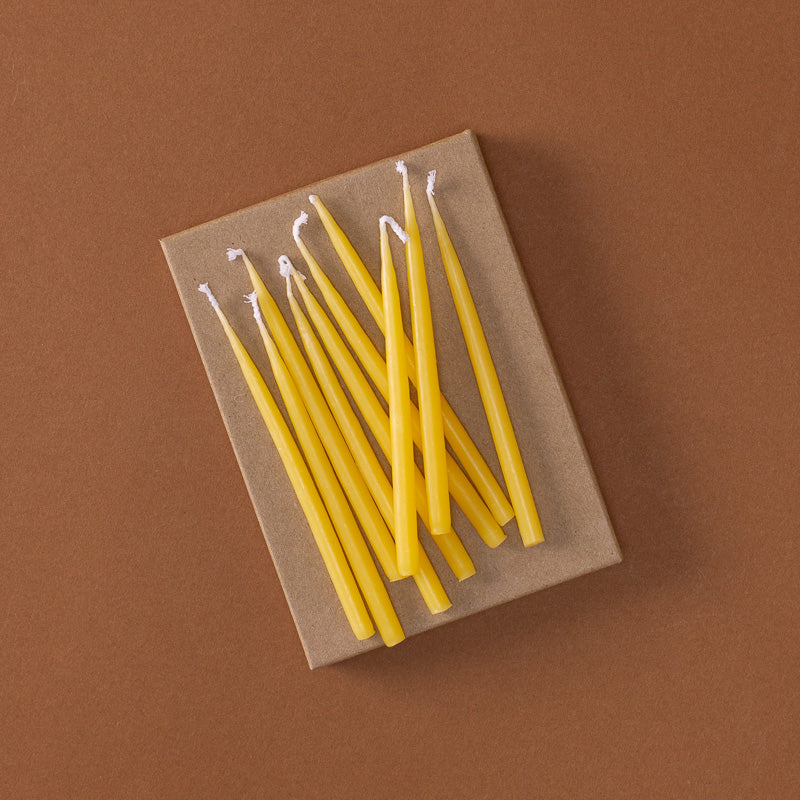 beeswax-tapered-candle-set-natural_web