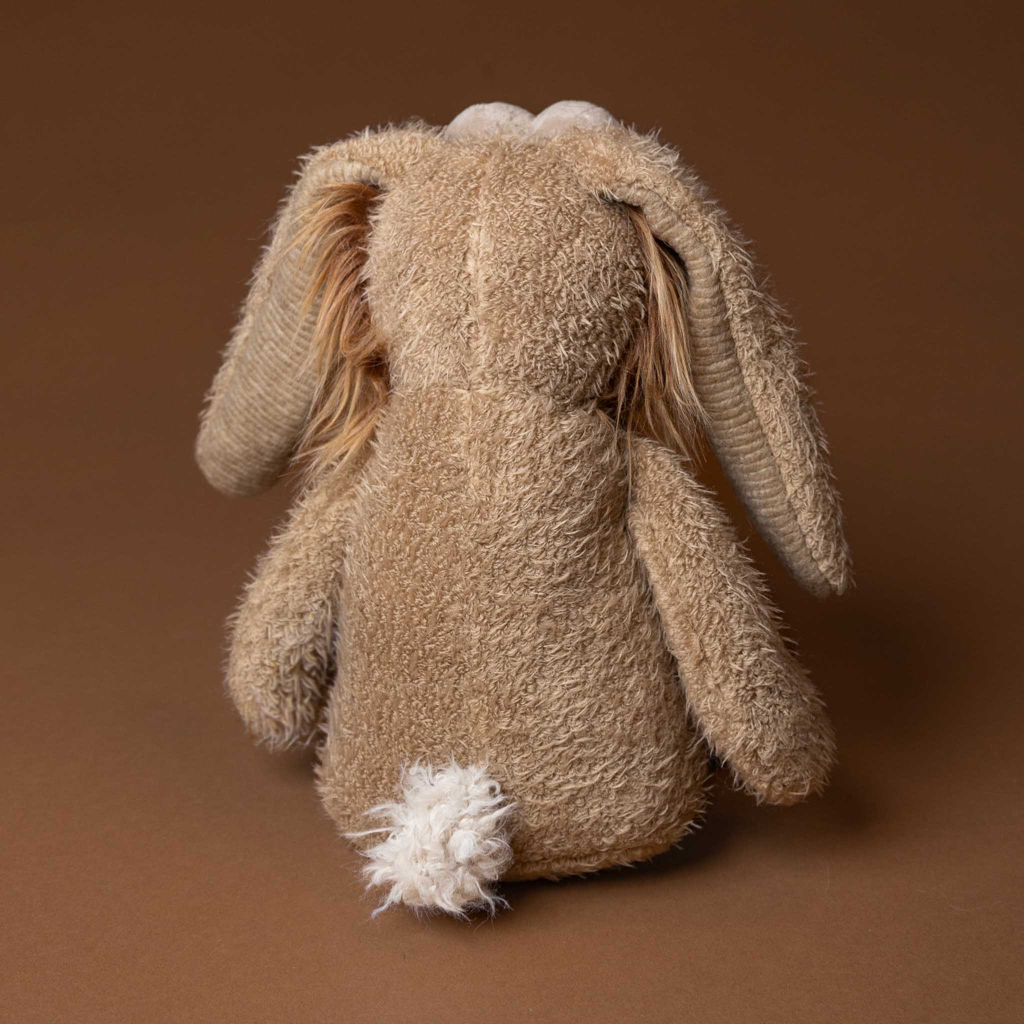 besser-wisser-rabbit-stuffed-animal-back-and-tail