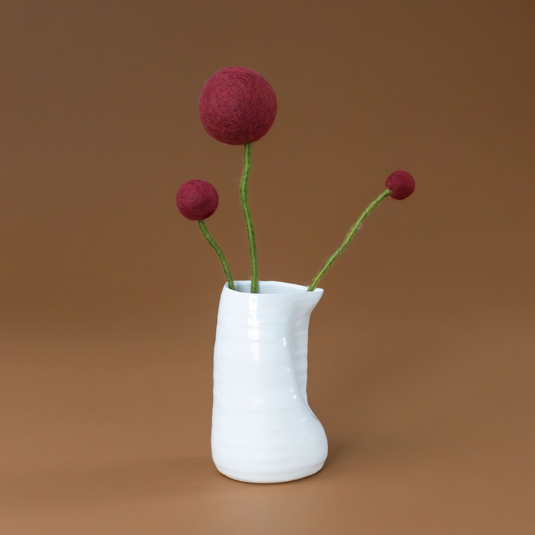ceramic-tegan-vase-short-white-with-felt-pom-stems
