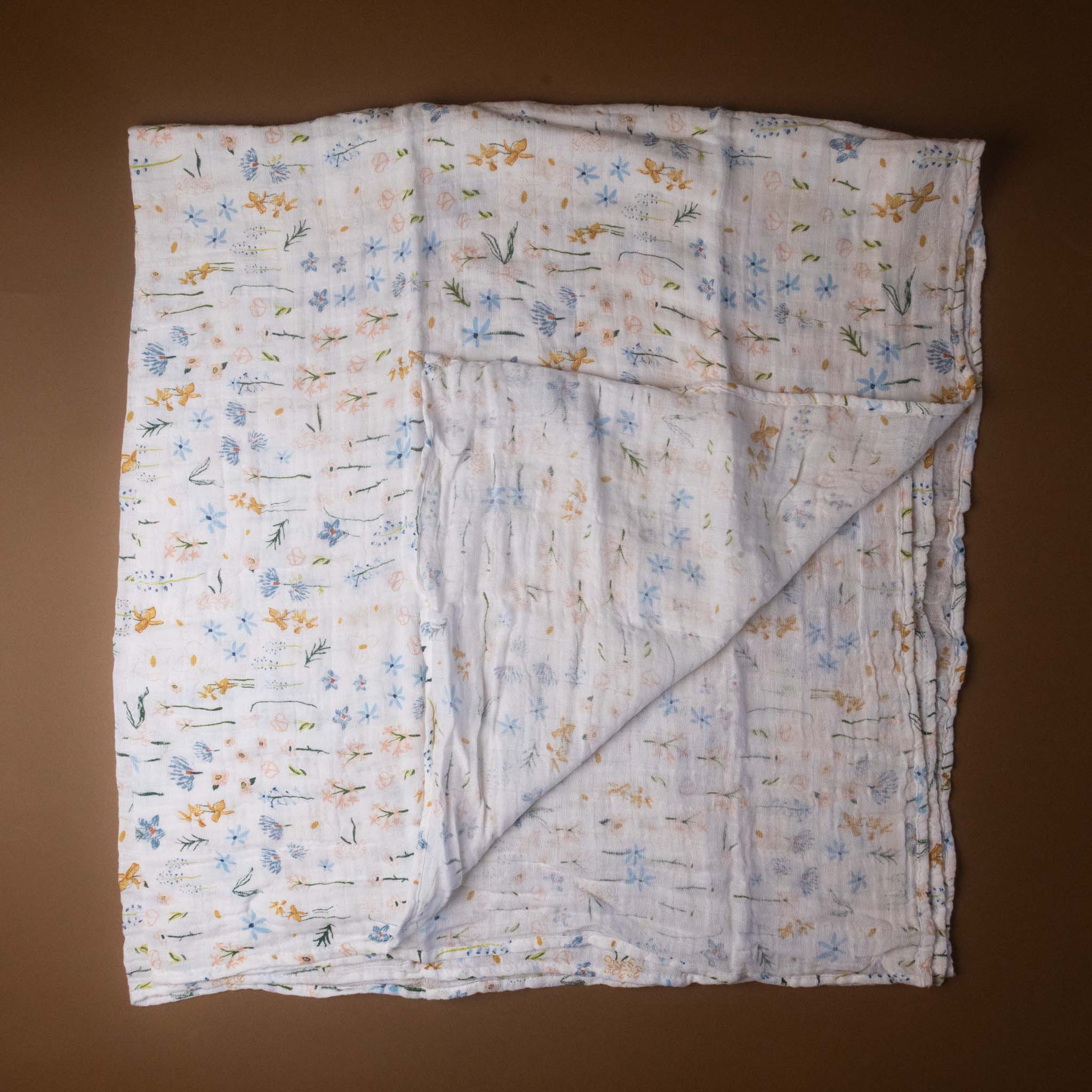 cotton-muslin-swaddle-petals