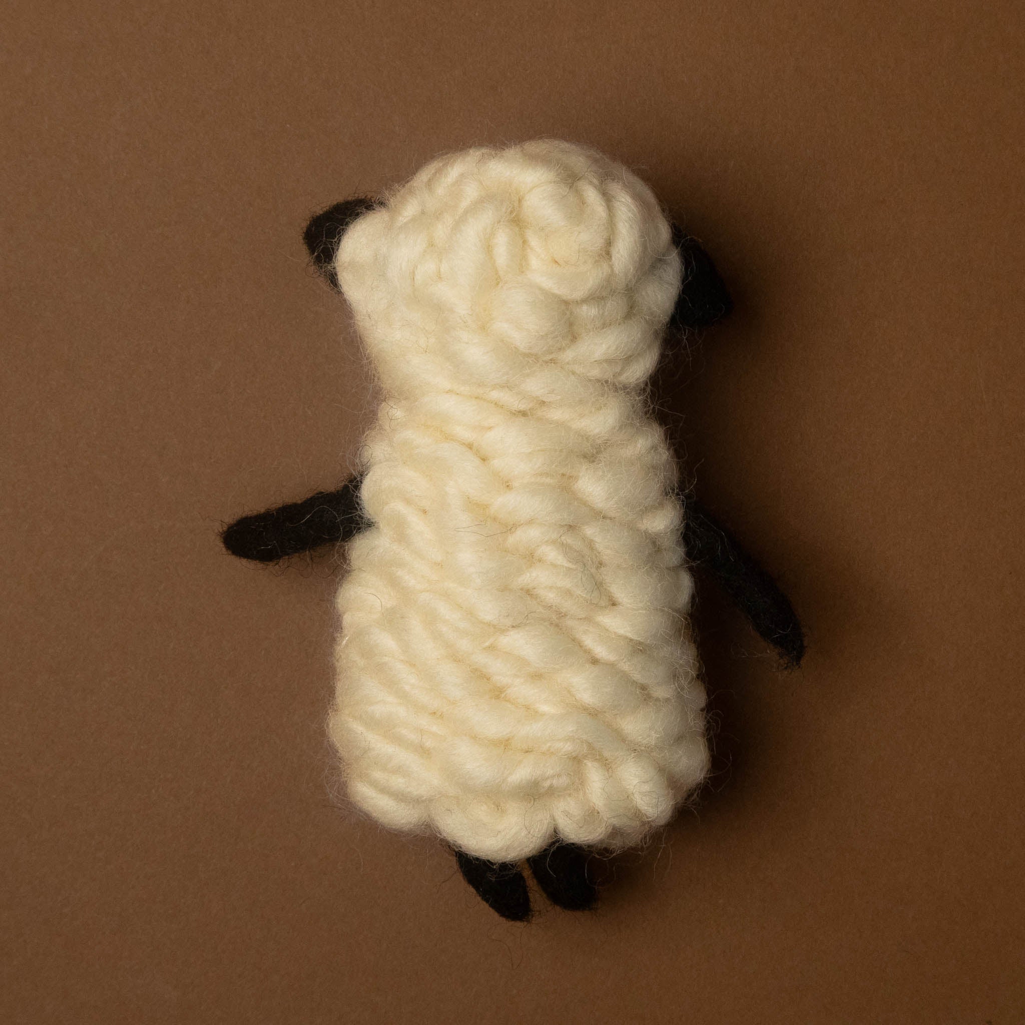 felted-finger-puppet-wooly-sheep-white