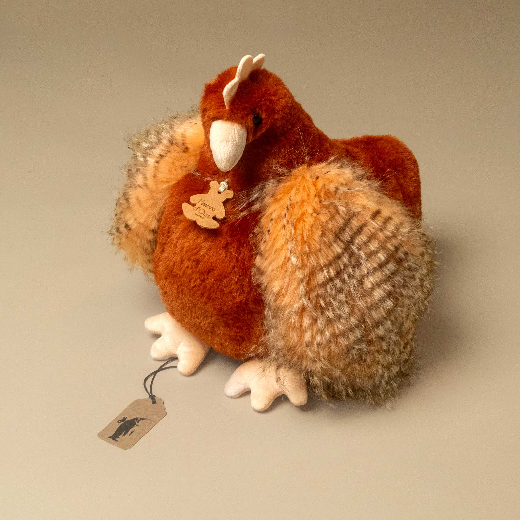 floofy-chicken-her-golden-eggs-rouge