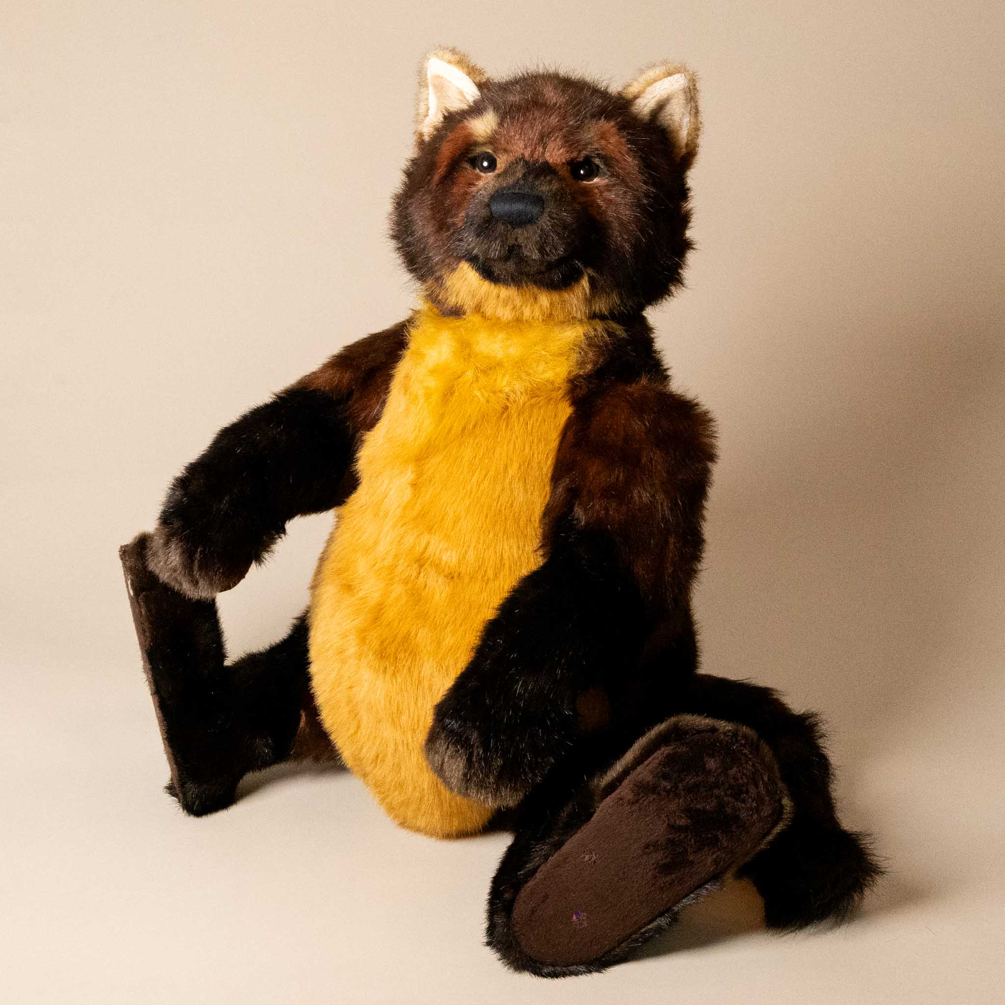 footsteps-the-meandering-mongoose-stuffed-animals-sitting