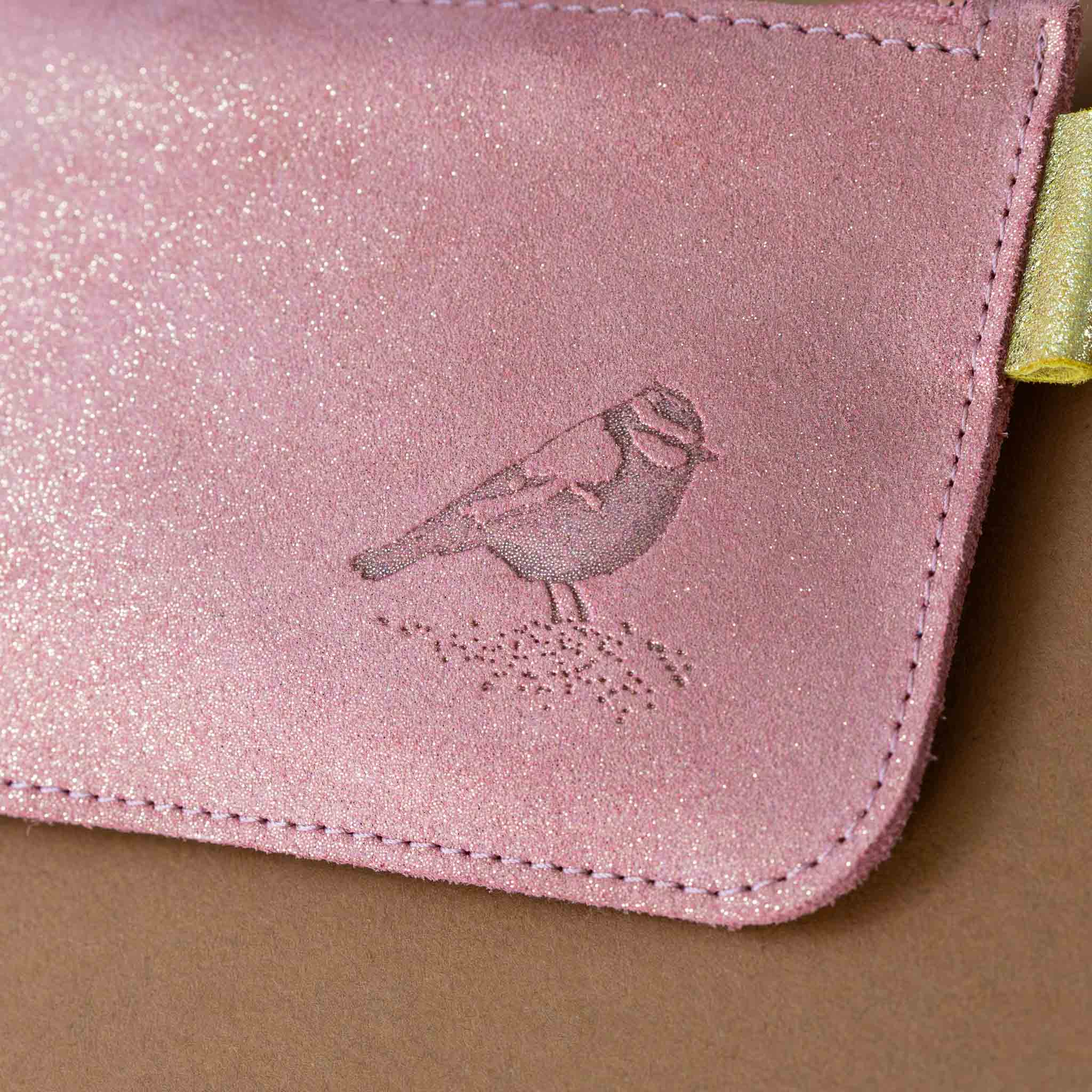 glitter-coin-purse-marron-glace-soft-pink-with-birdie-emblem