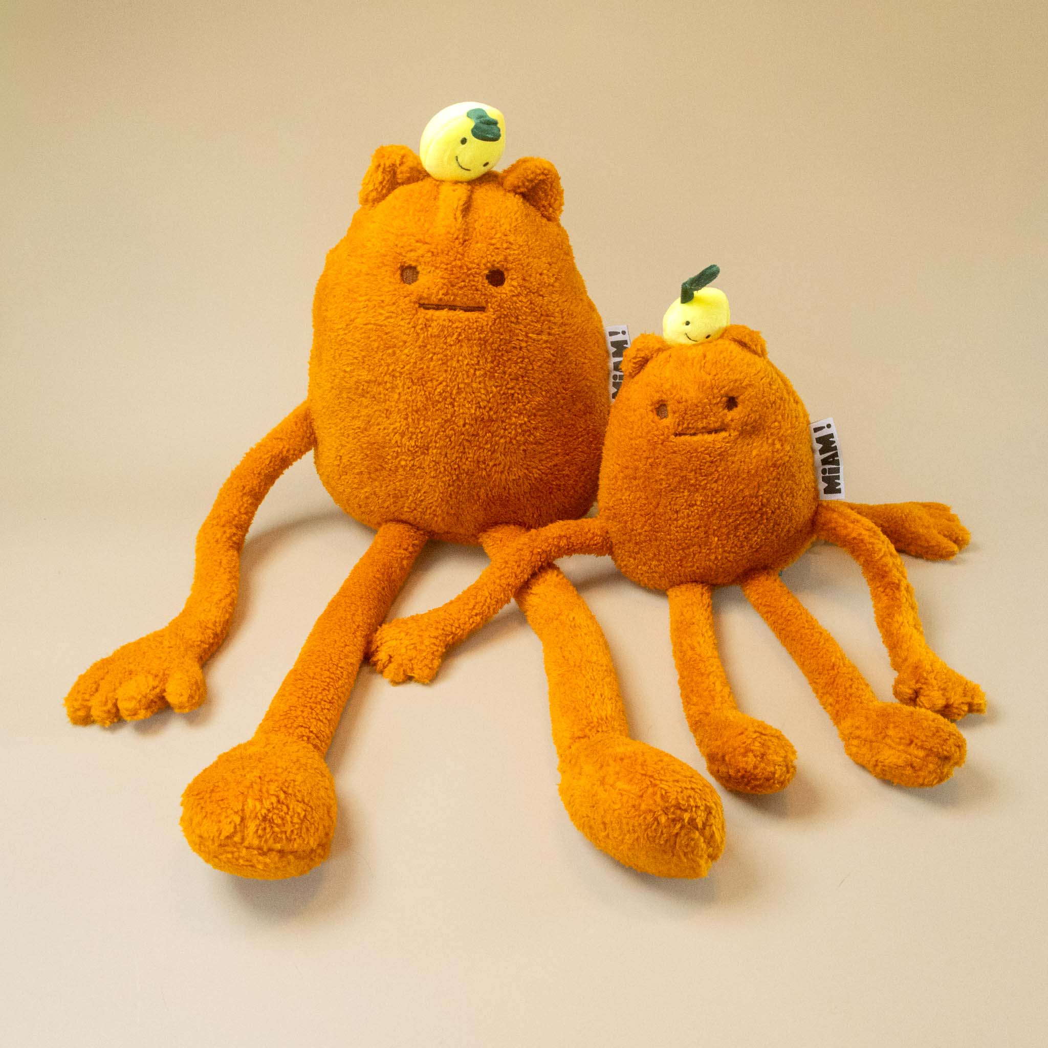 john-lemon-grand petit orange stuffed-animal