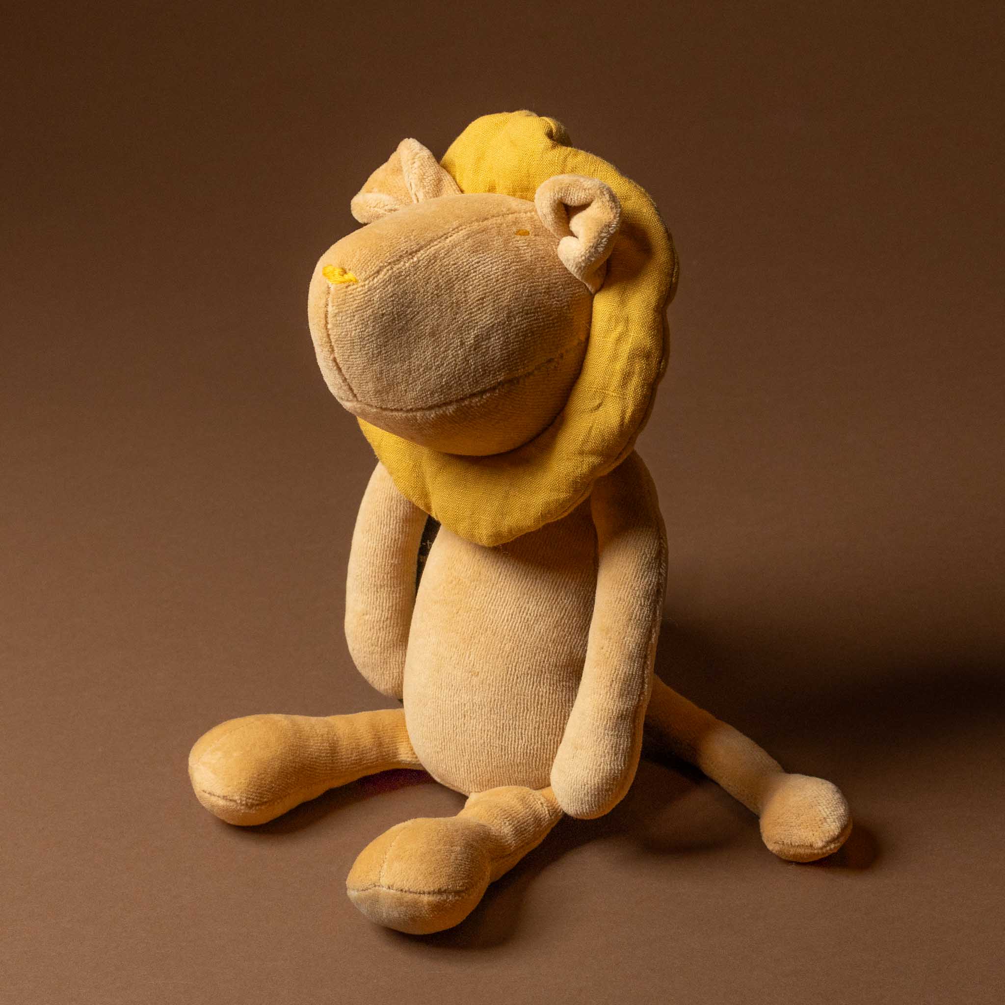leo-the-petite-lion-cub-stuffed-animal