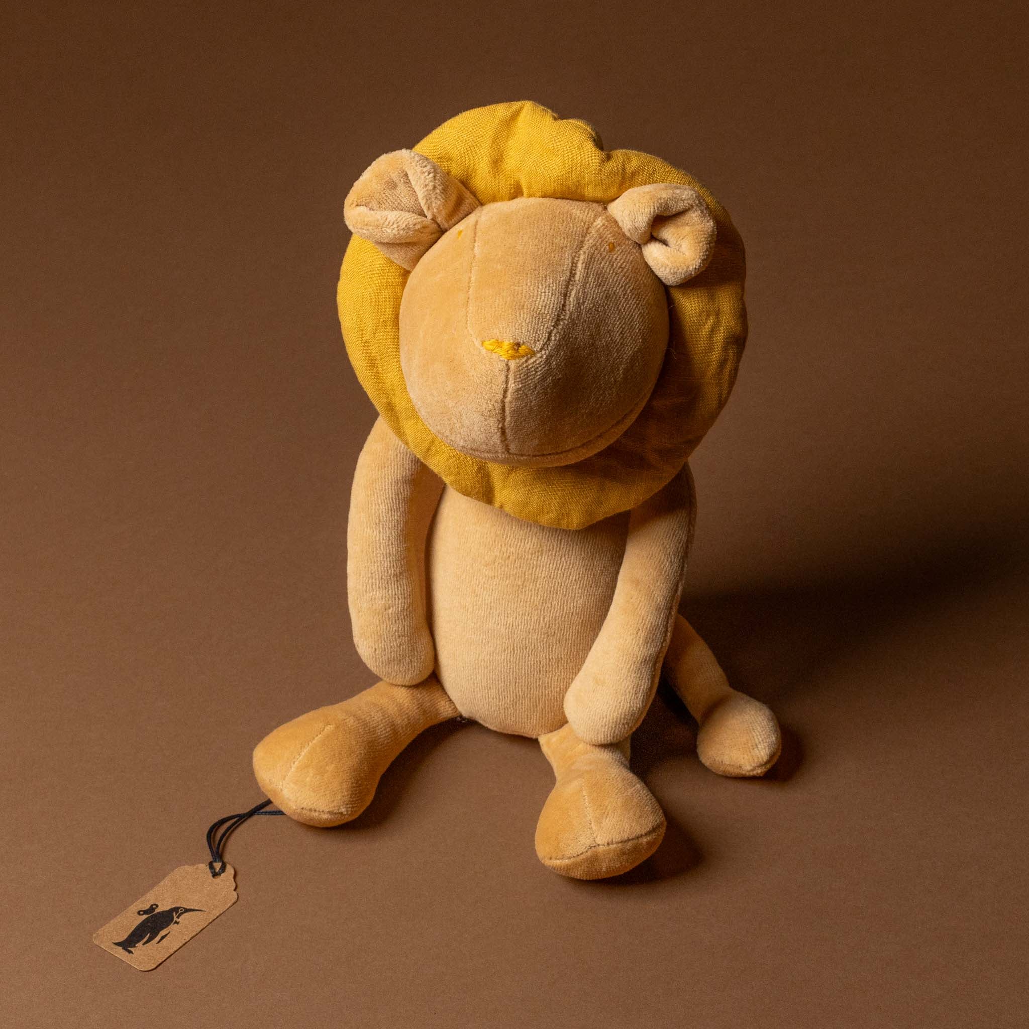 leo-the-petite-lion-cub-stuffed-animal