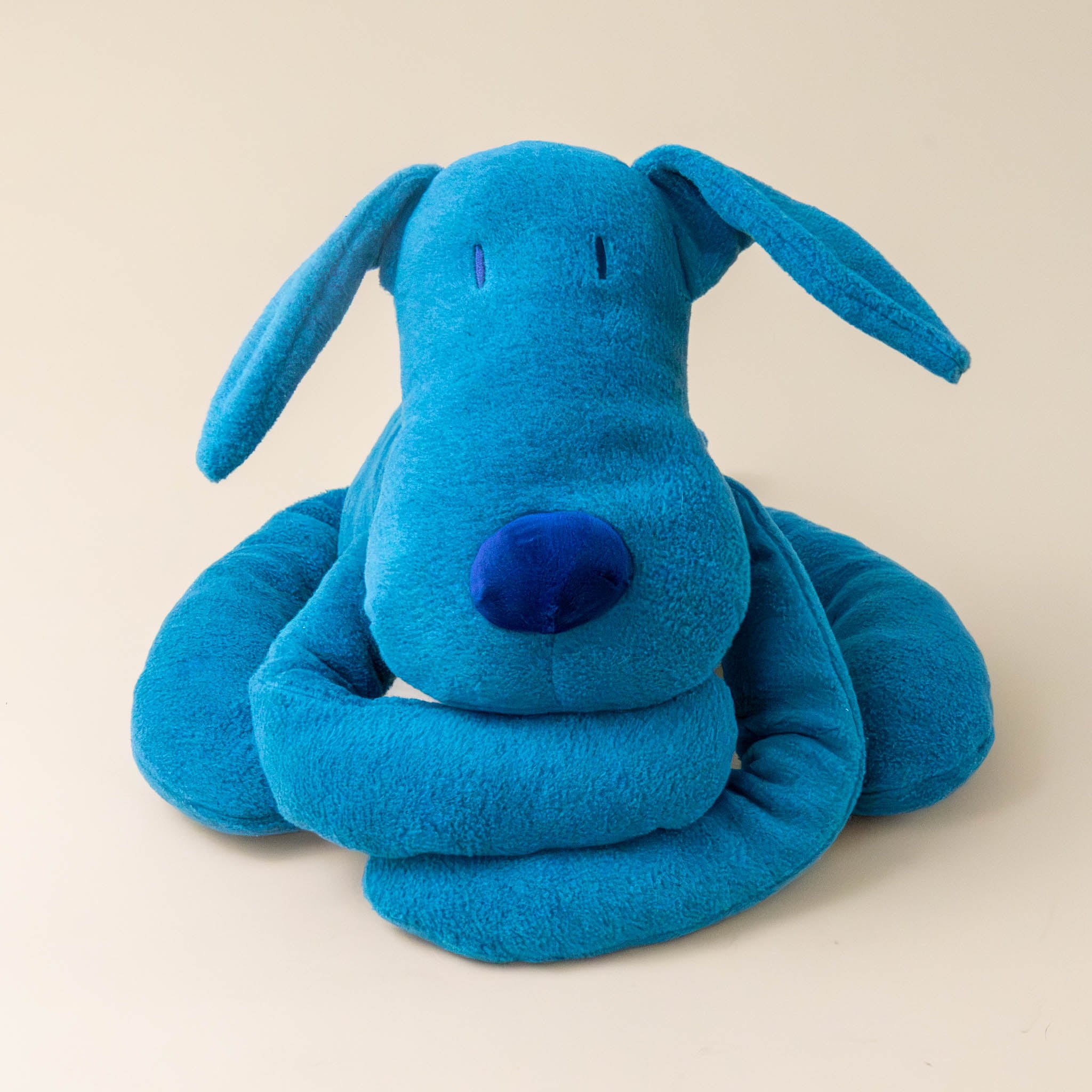 les-pop-nano-donkey-peacock-grande-nestled