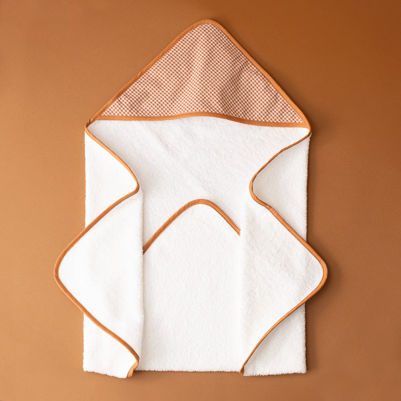 liberty-white-bath-towel--argile-gingham-with-hood