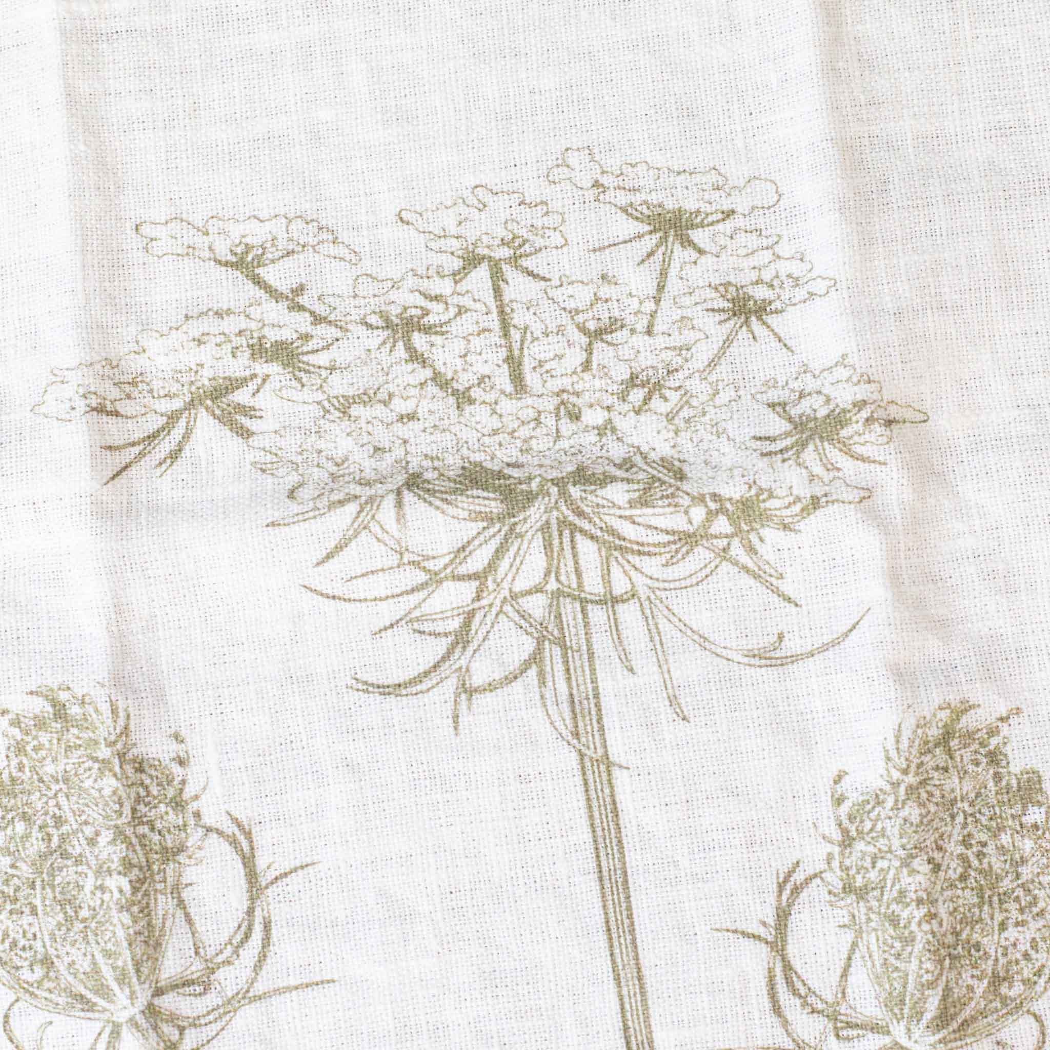 linen-tea-towel-queen-annes-lace-detail