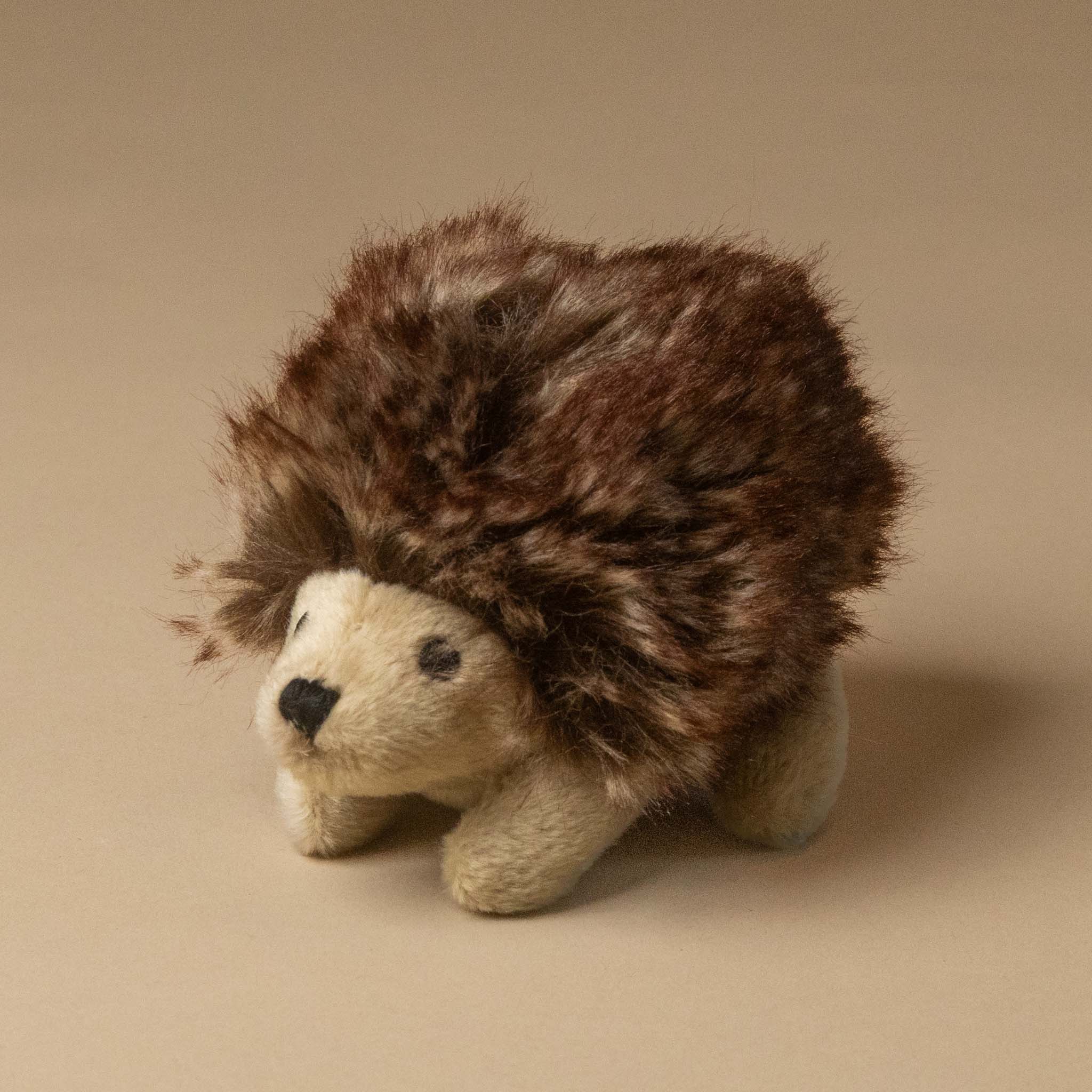 little-hedgehog-hand-puppet
