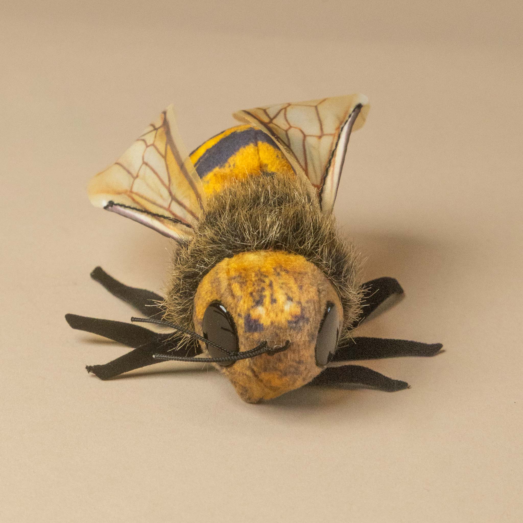 little-honey-bee-finger-puppet