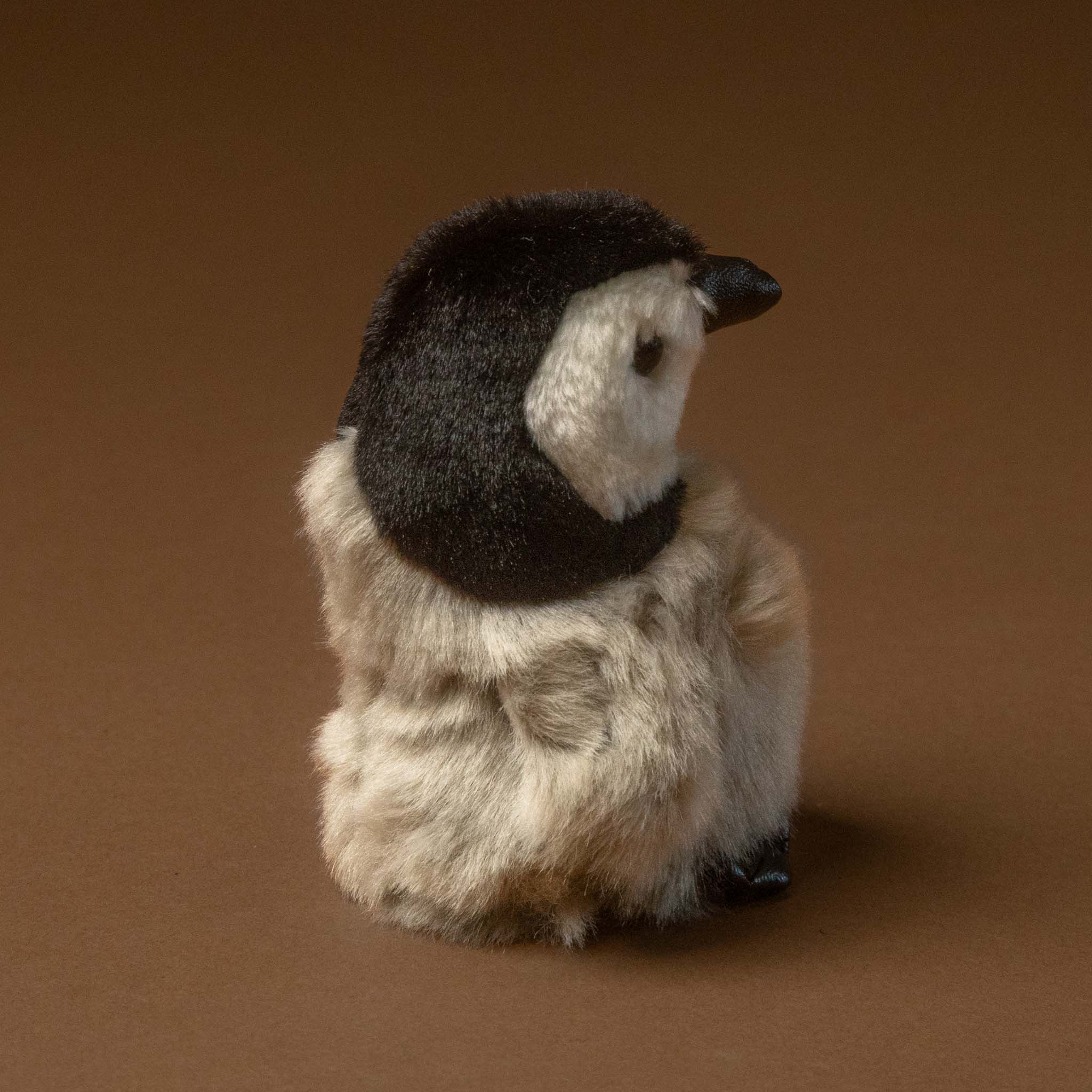 little-penguin-chick-finger-puppet