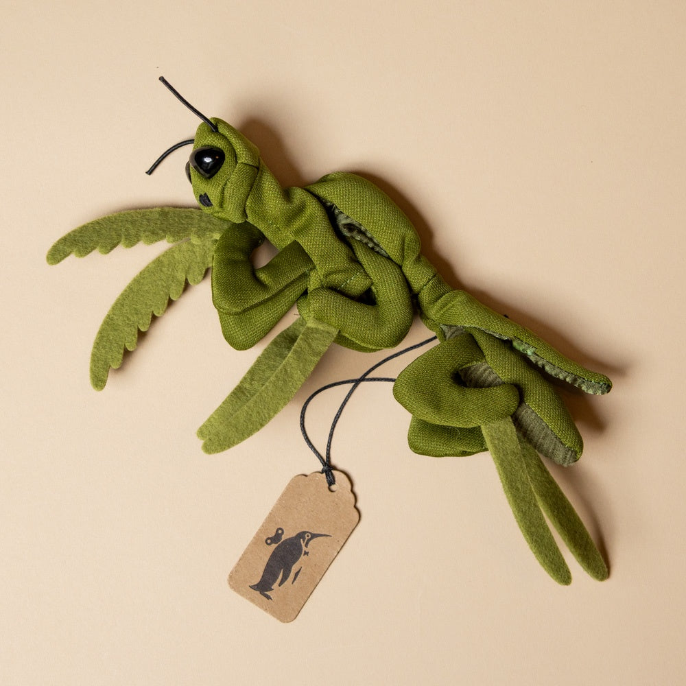 little-praying-mantis-finger-puppet