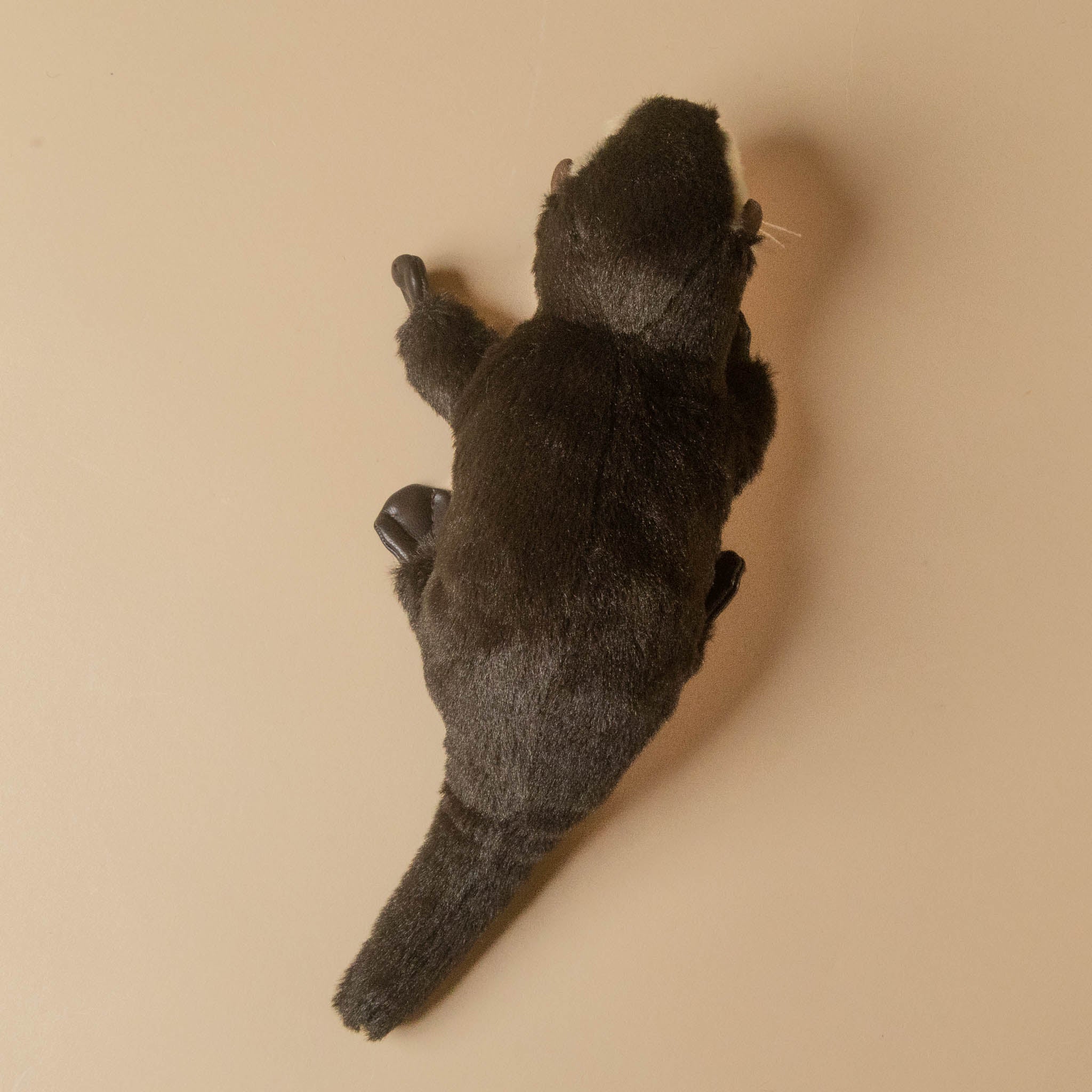 little-river-otter-finger-puppet