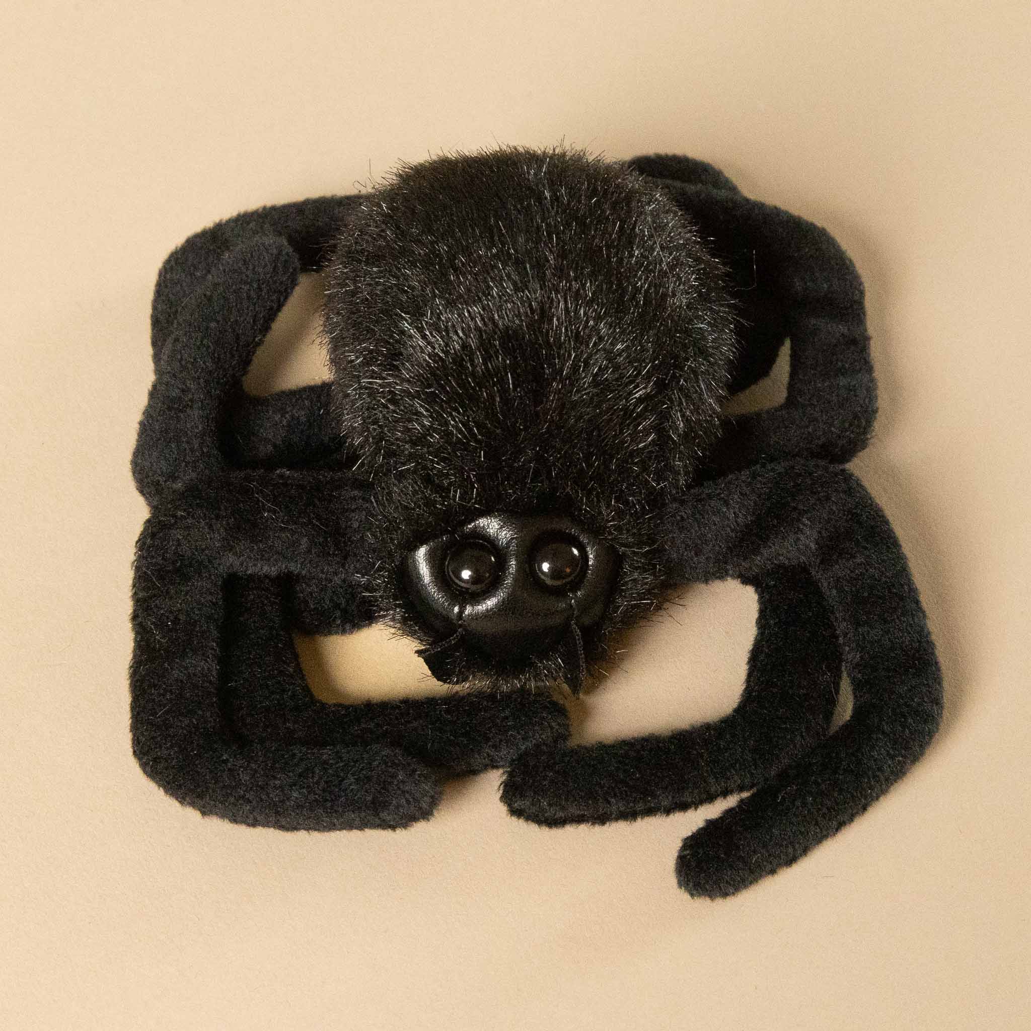 mini-spider-finger-puppet