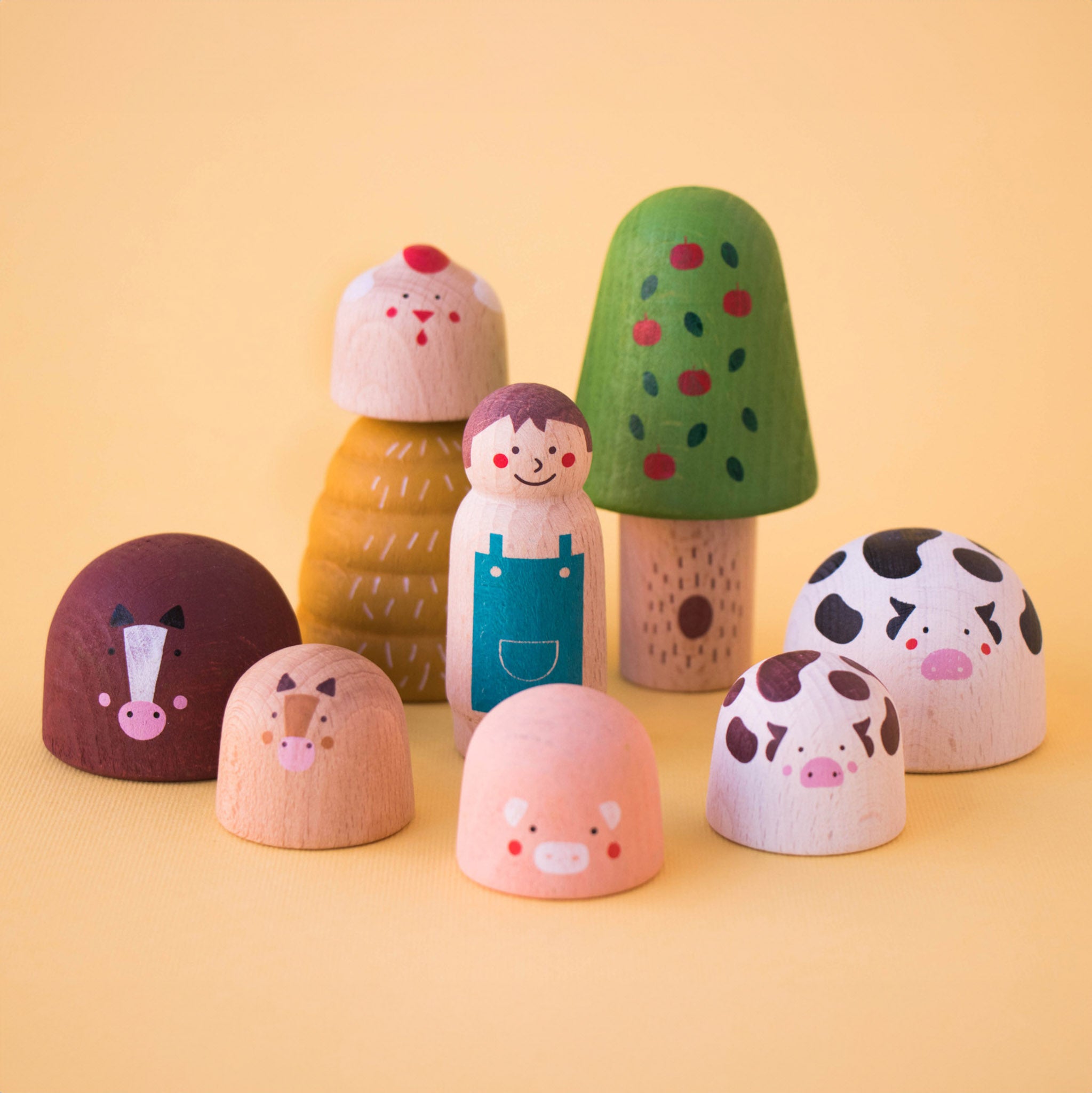 my-wooden-world-play-set-farm-box-with-hay-bale-cows-farmer-rooster-apple-tree-pig-mom-and-baby-horse-pieces