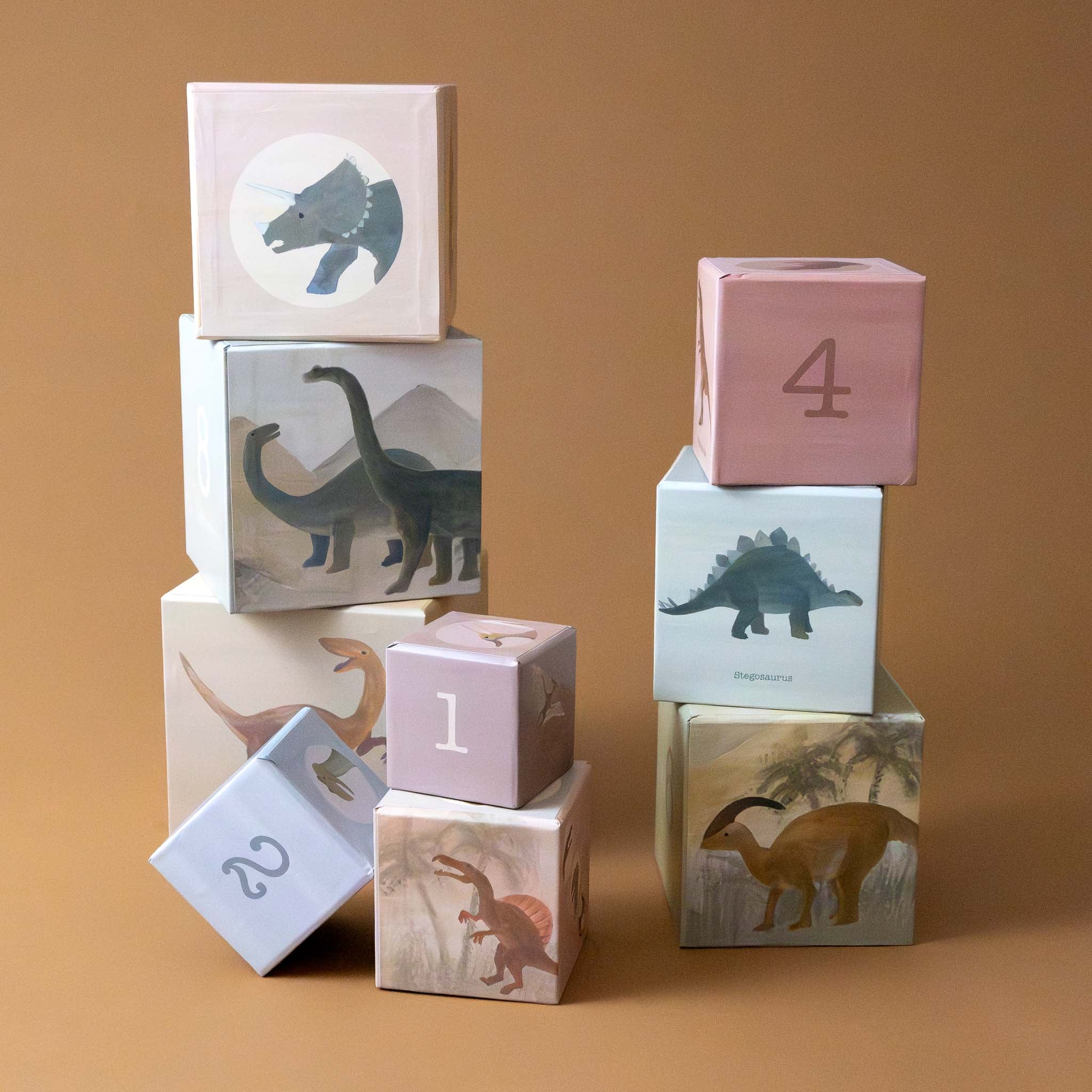 nesting-blocks-dinosaur-with-numbers-and-animals