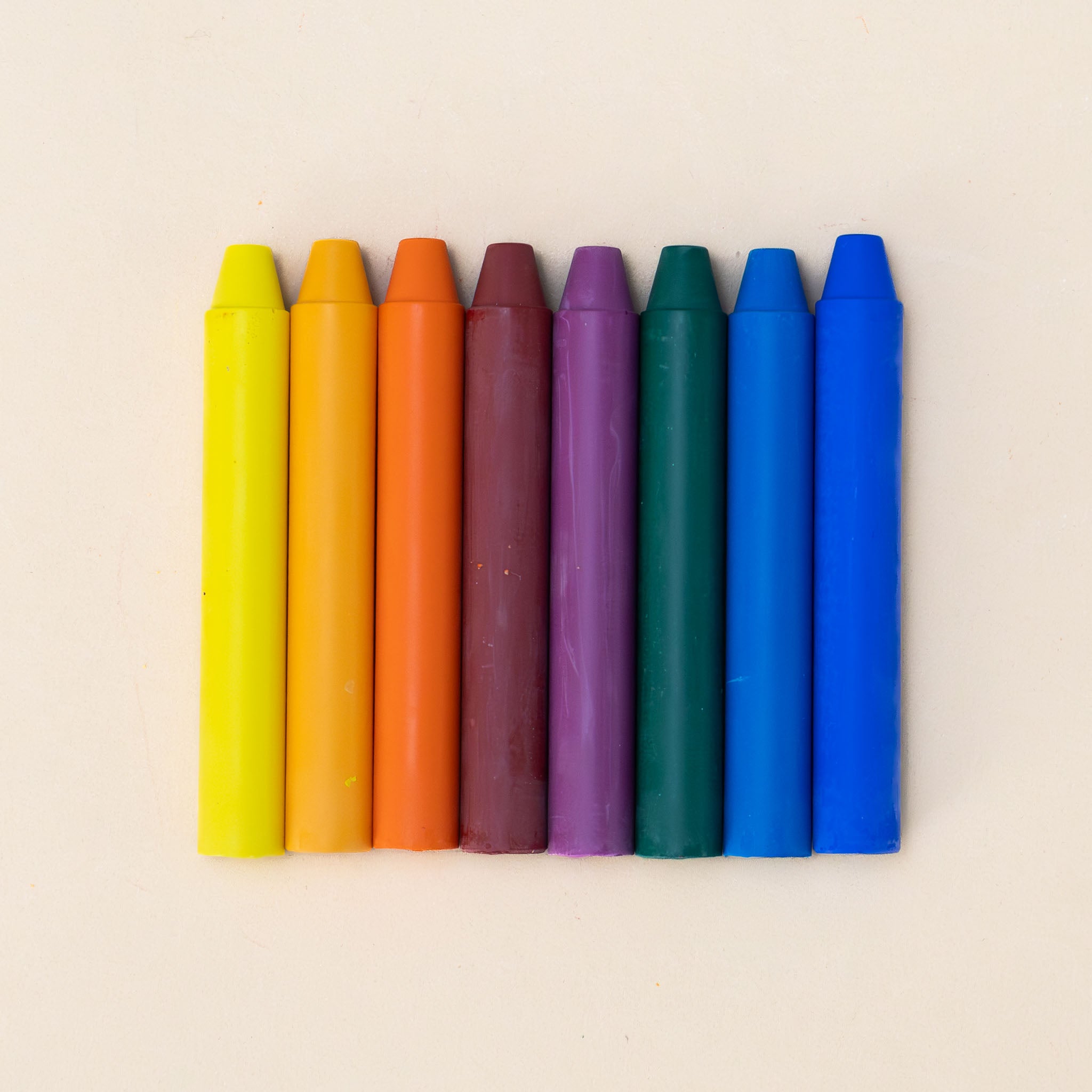 Analyzing image    organic-beeswax-stick-crayon-set--8-colors---rainbow