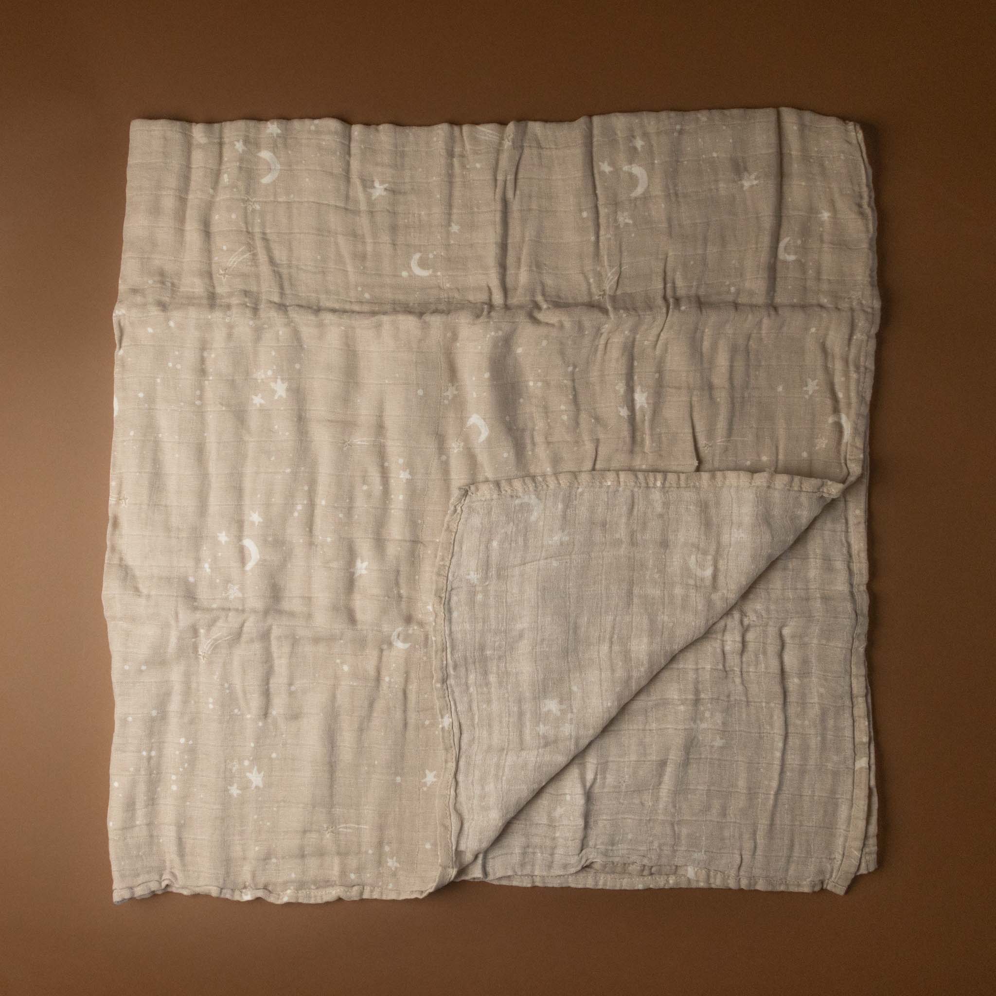 organic-cotton-muslin-swaddle-moon-dust