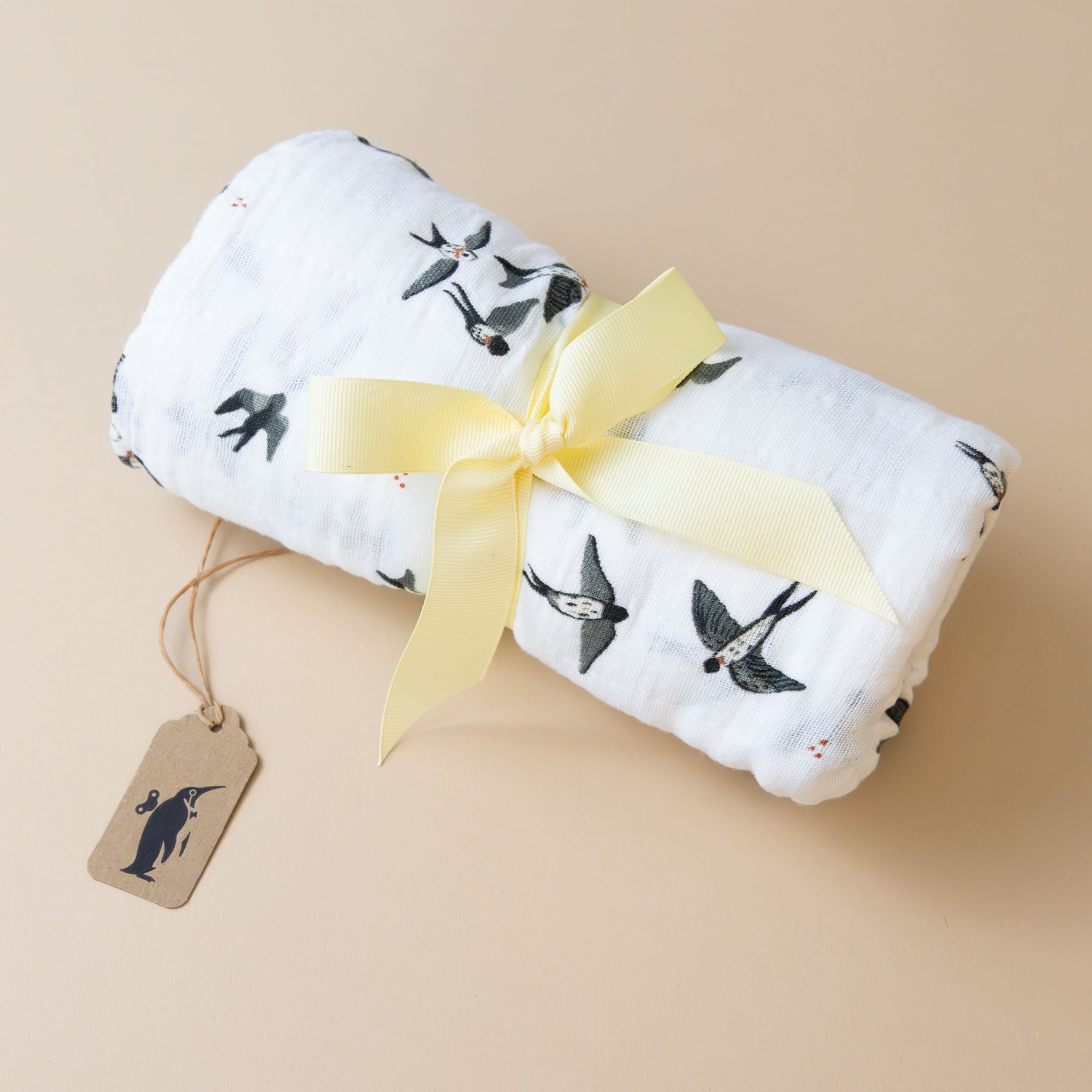 organic-cotton-muslin-swaddle-swallows