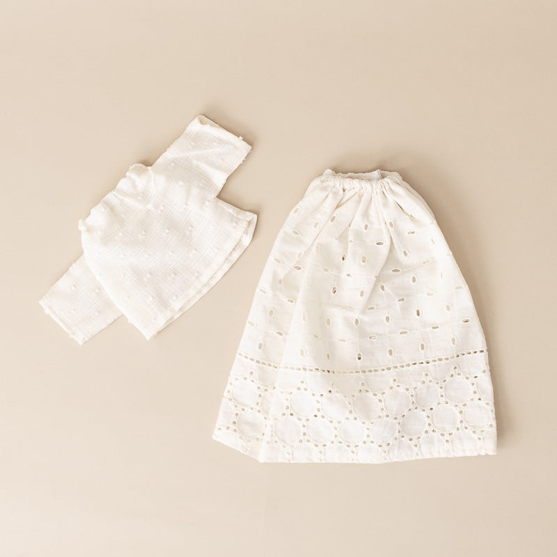 pretend-play-outfit-eyelet-meadow-skirt-blouse