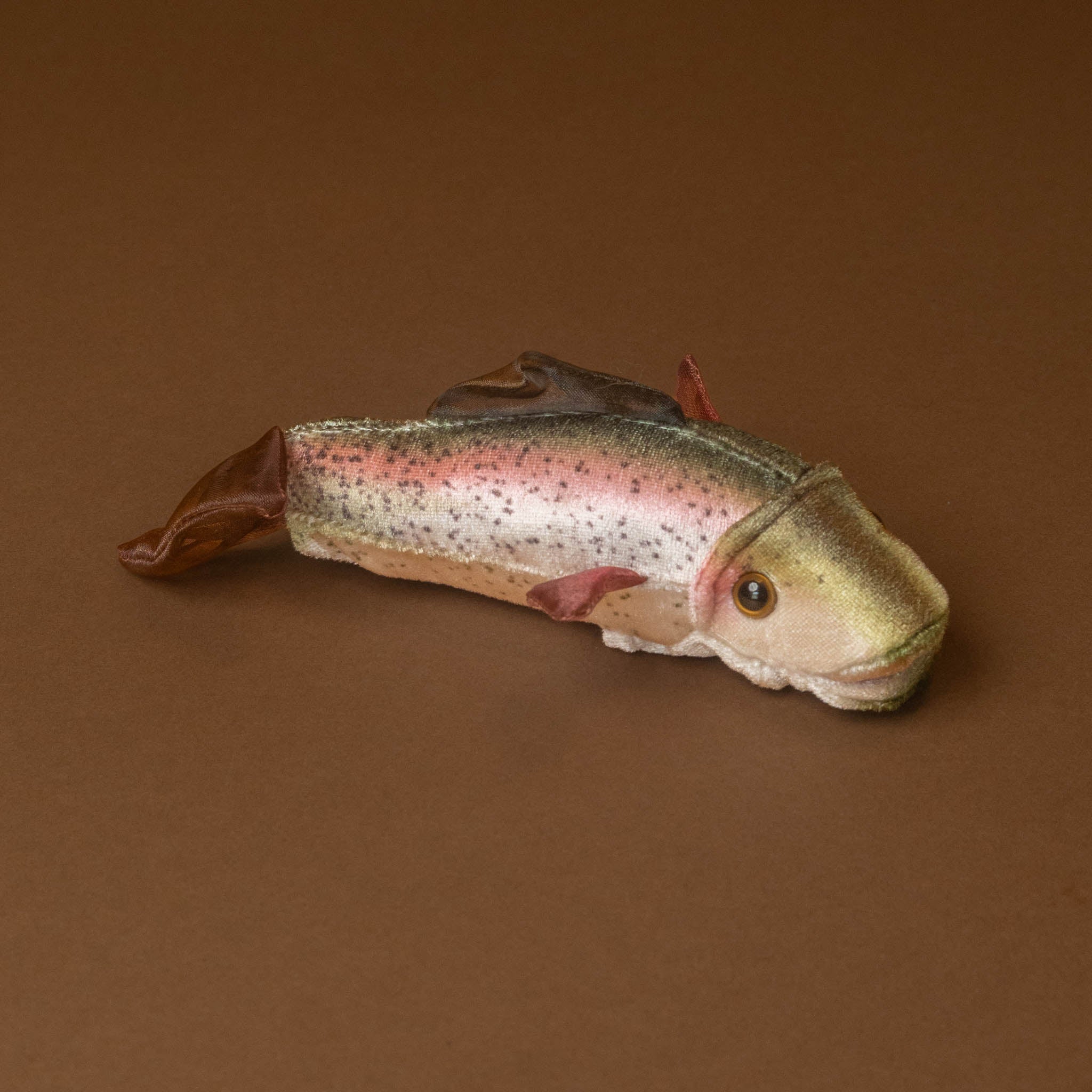 rainbow-trout-finger-puppet
