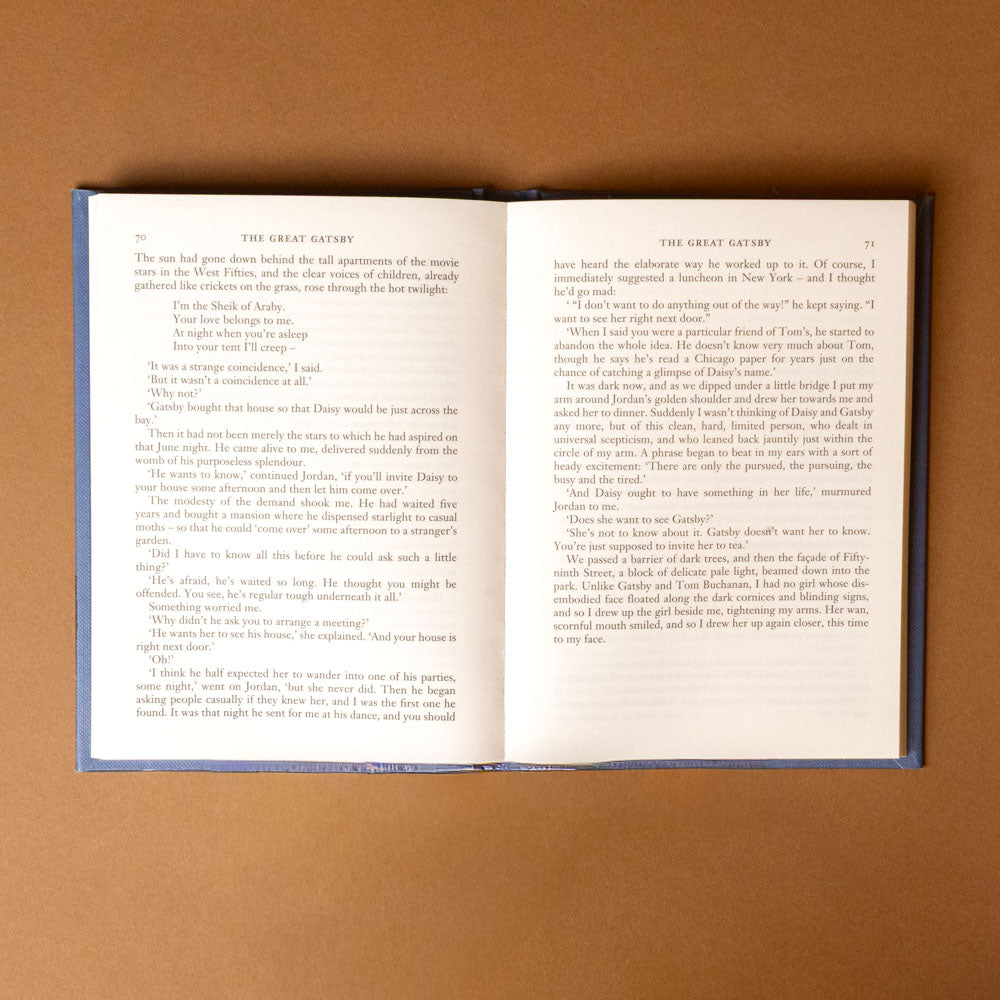the-great-gatsby Open book on a brown background