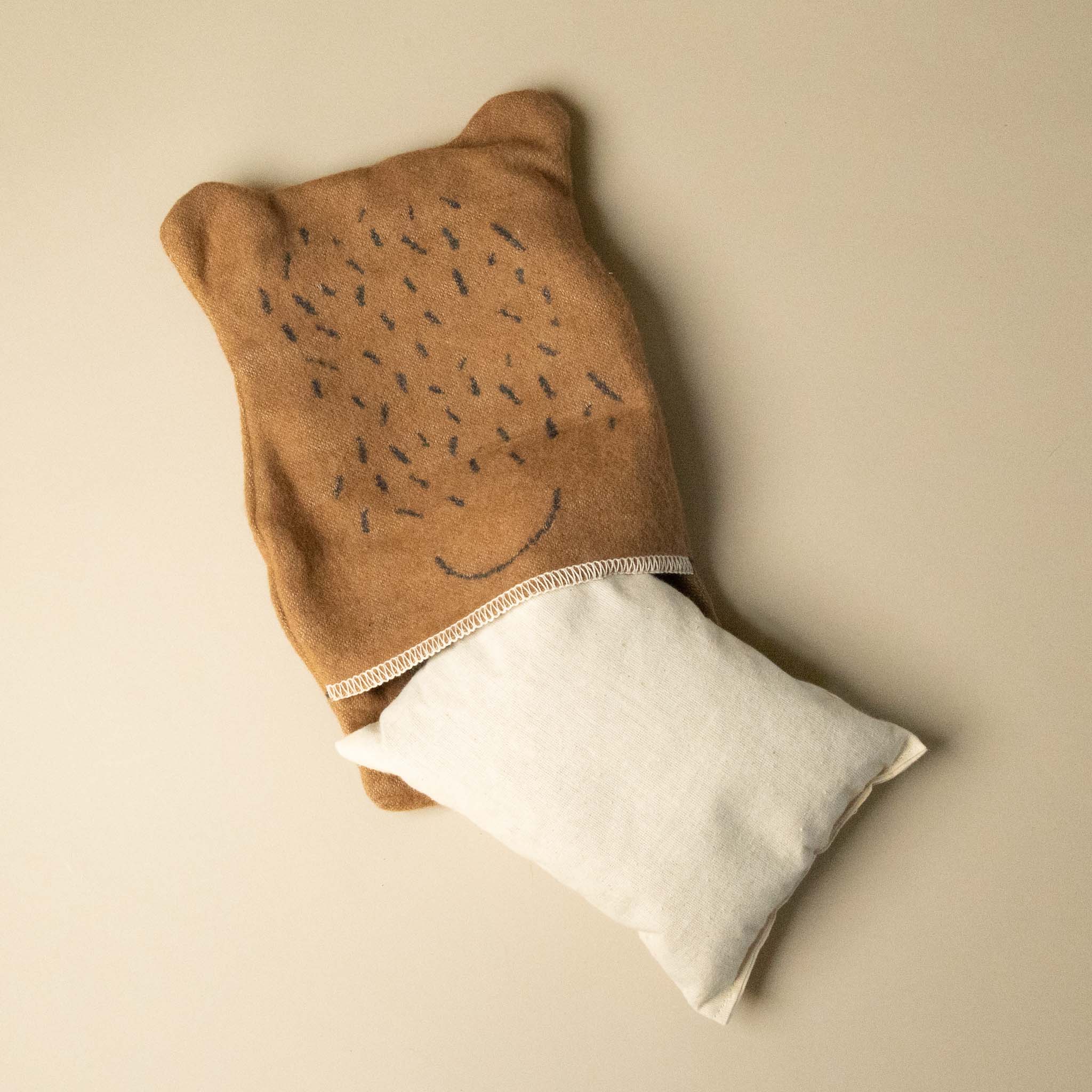 warming-seed-cushion-browny-bear