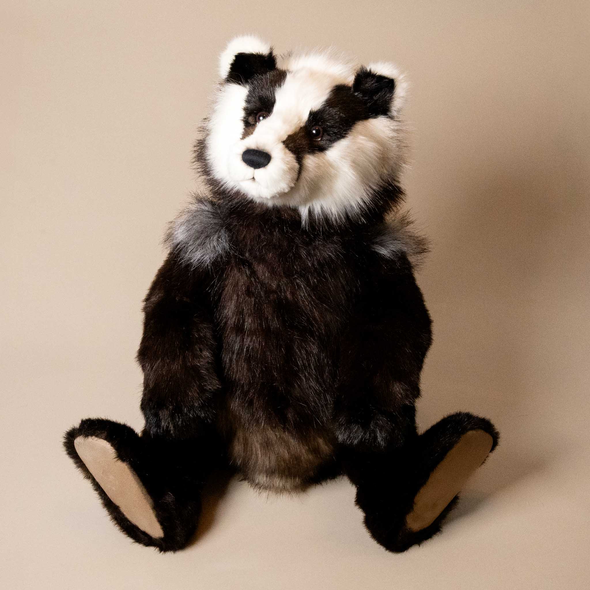 wildwood-the-burrowing-badger-stuffed-animal-sitting