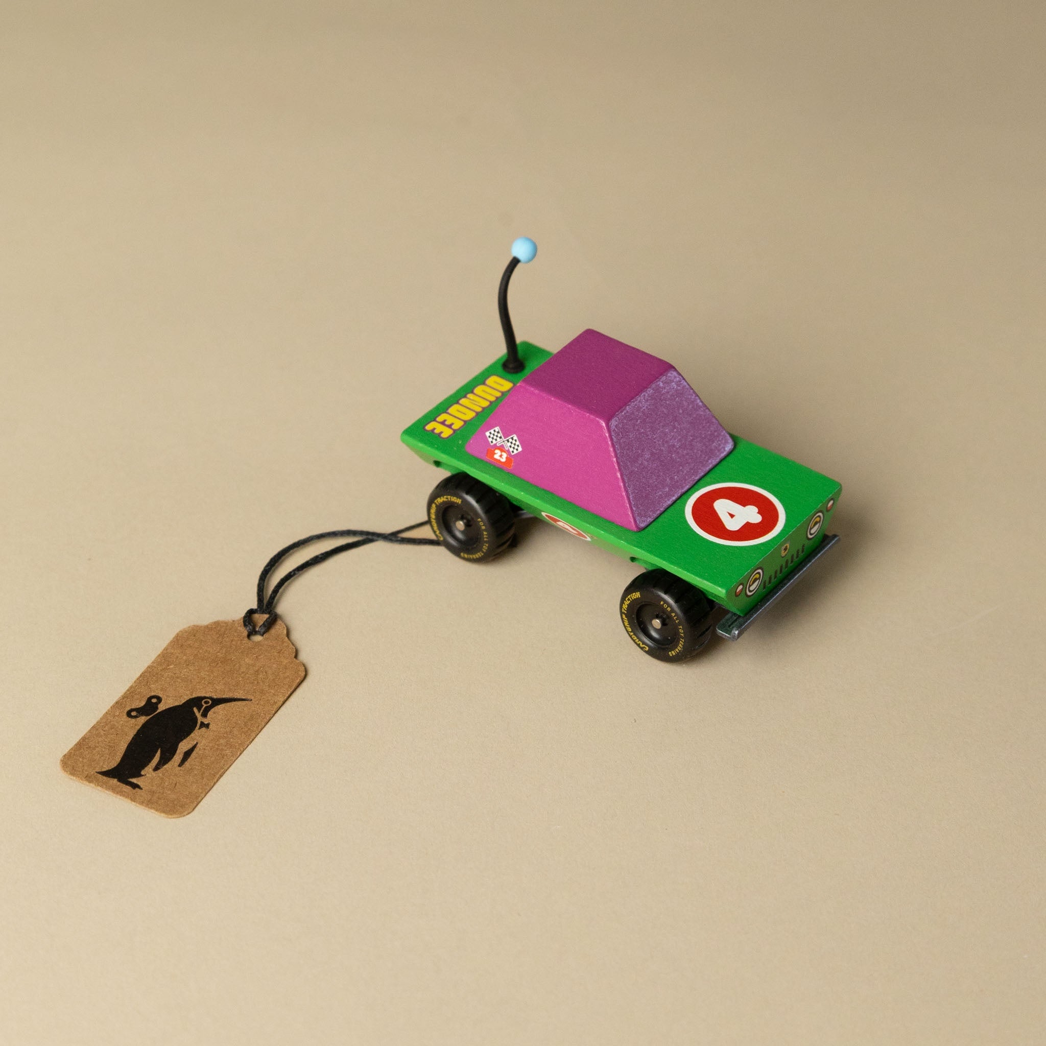 wooden-candycar-toon-dundee-4