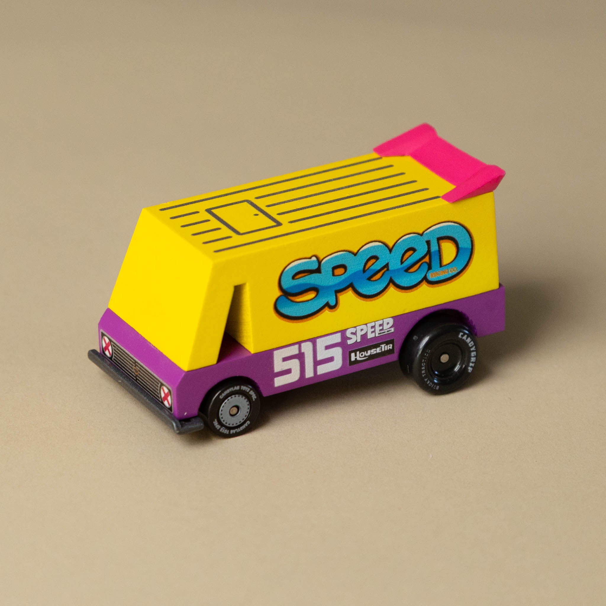 wooden-candycar-toon-speed-vandal-515