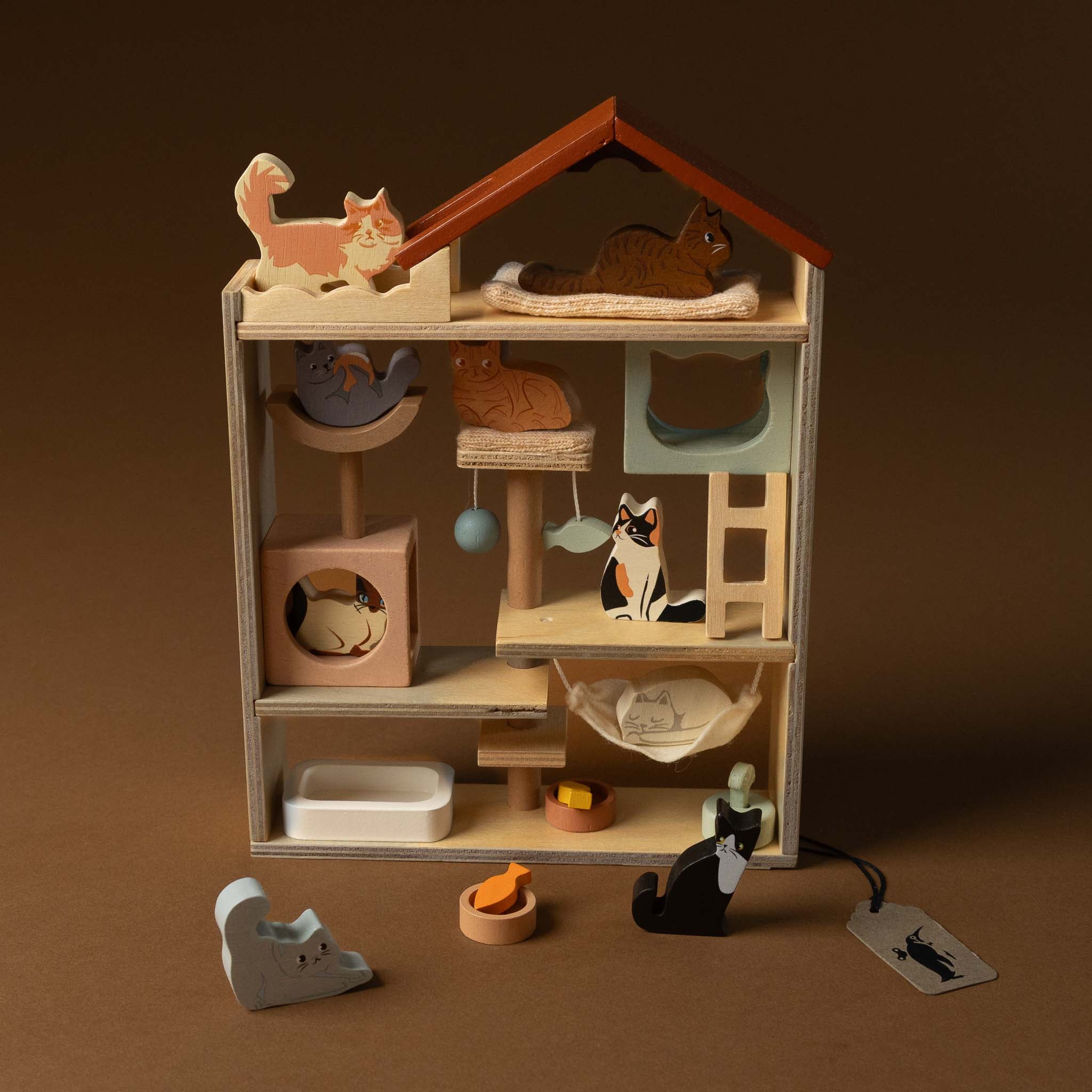 wooden-purrfect-stay-cat-hotel-play-set