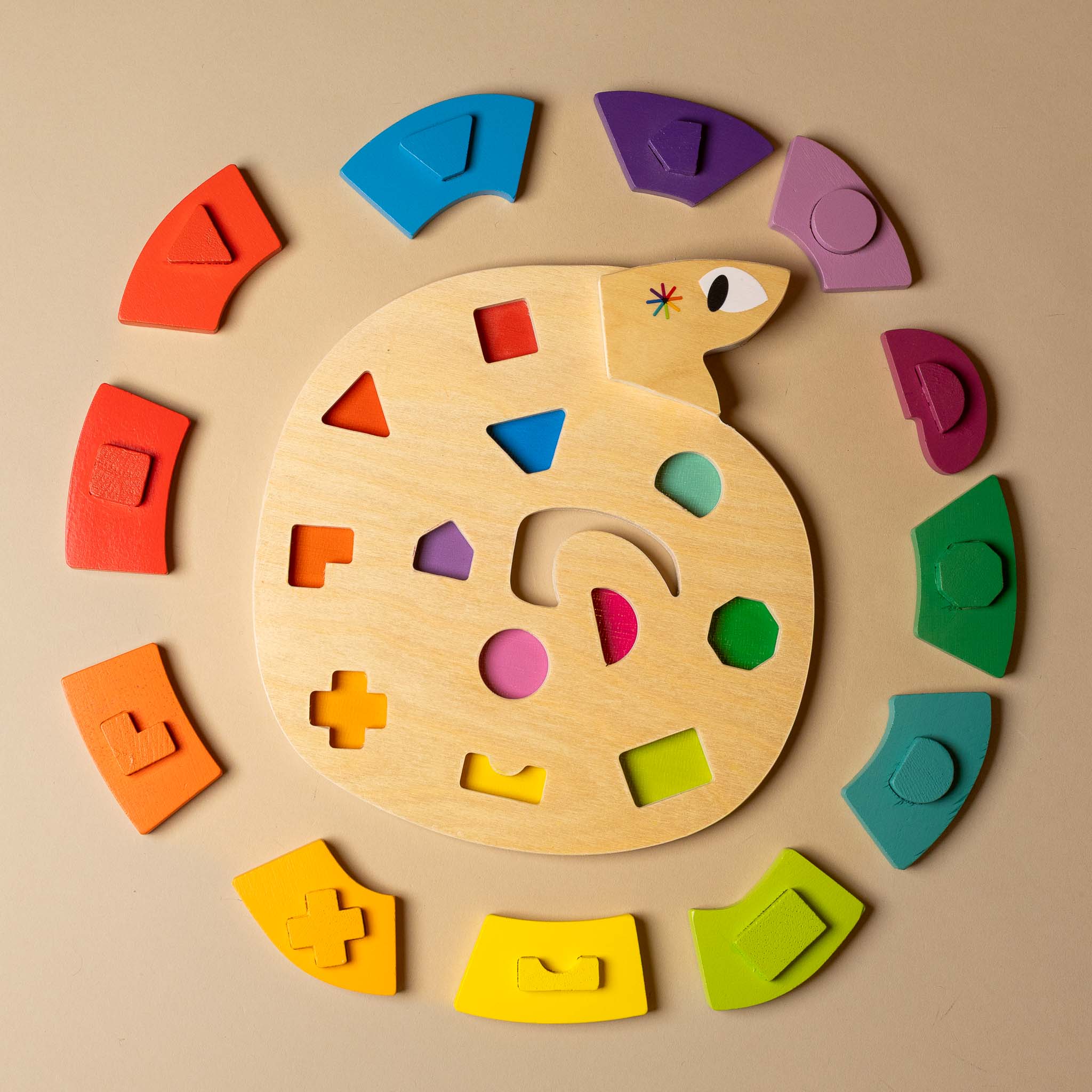 wooden-snake-by-color-puzzle and shapes