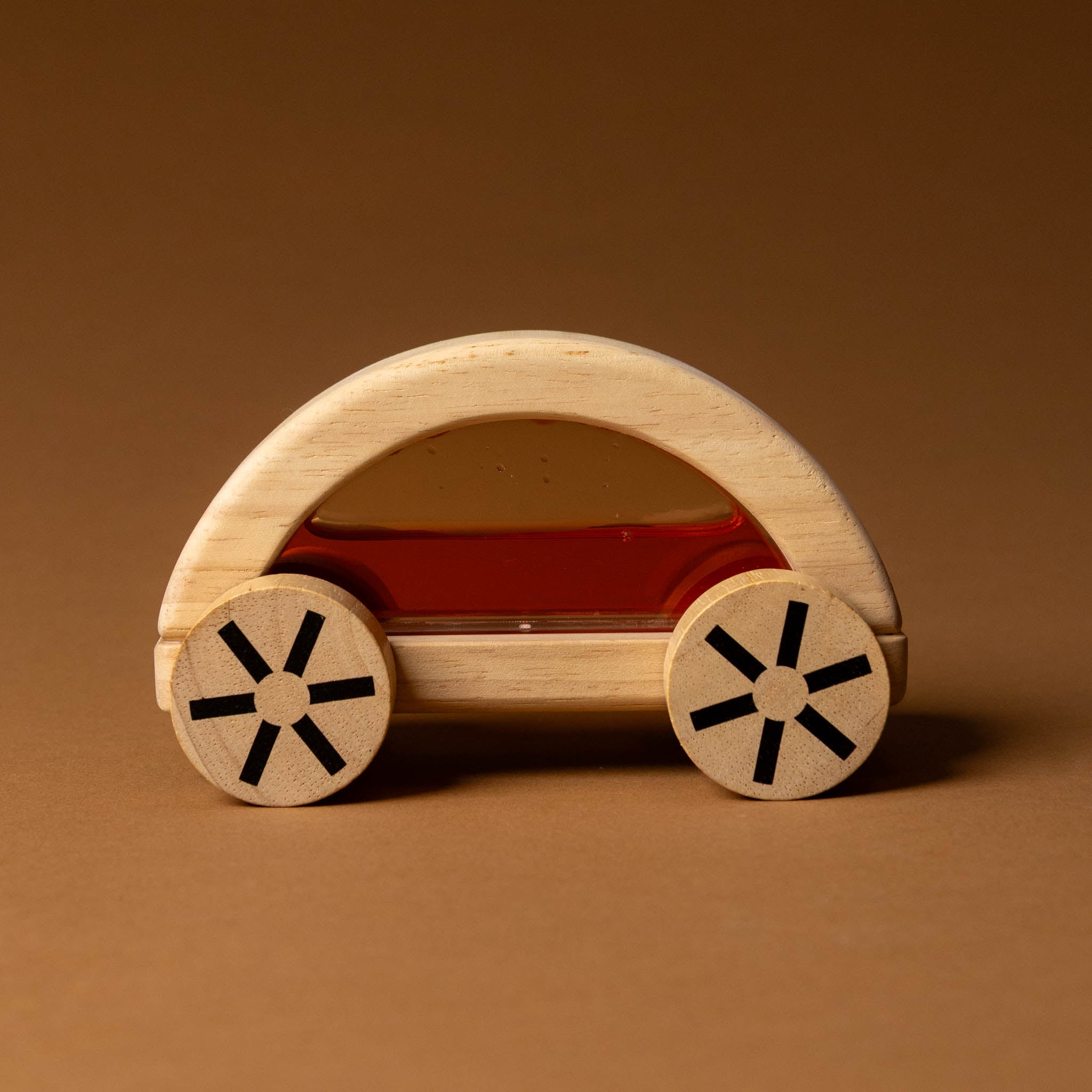 wooden-wautomobile-red-side