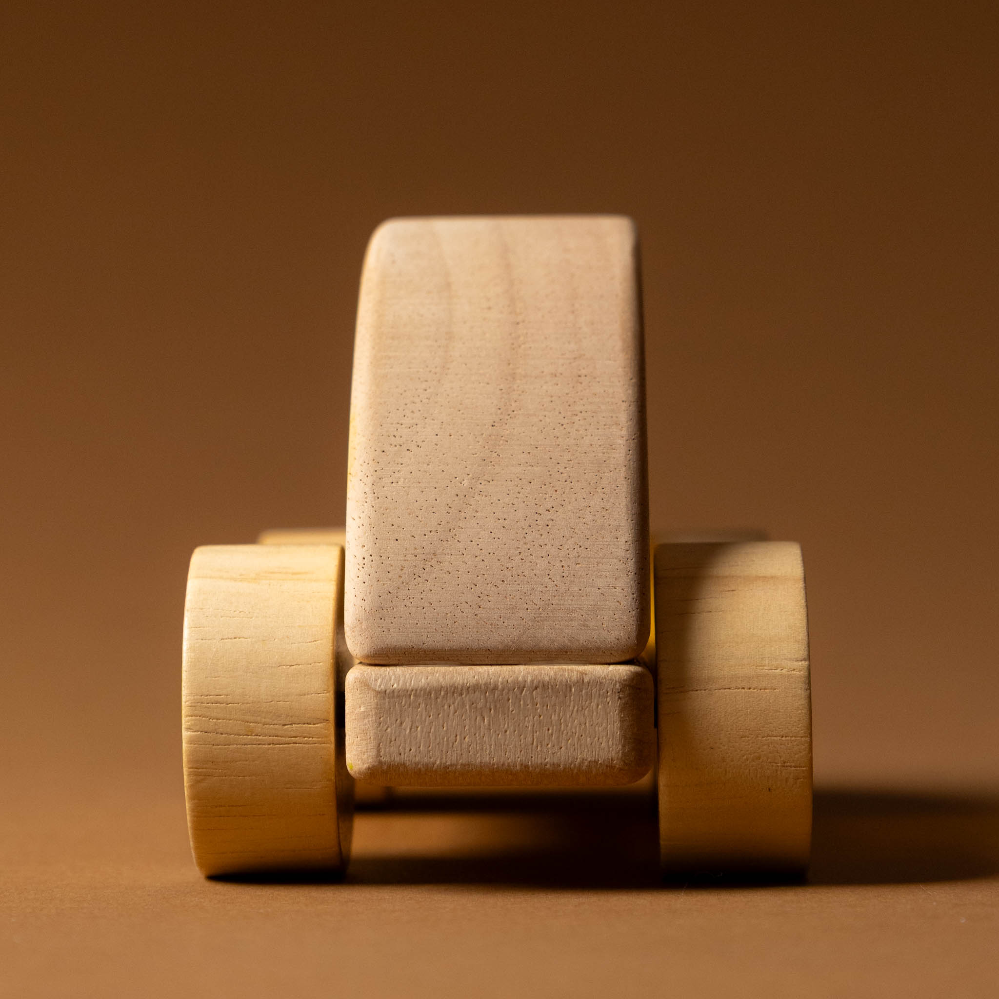 wooden-wautomobile-yellow-front