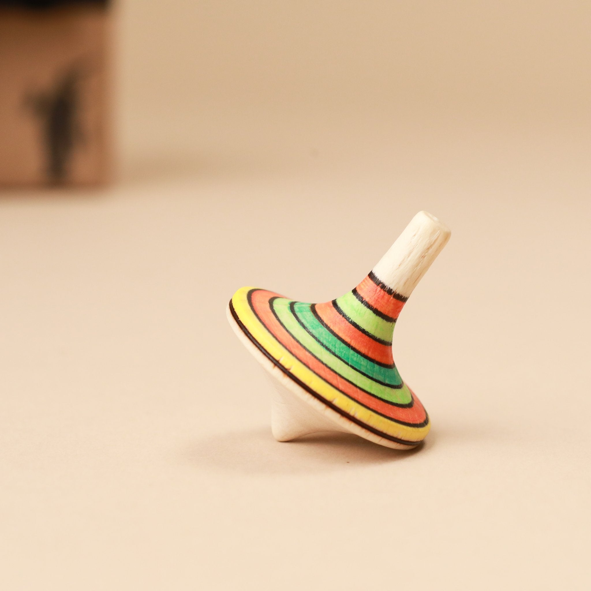 individual-spinning-top