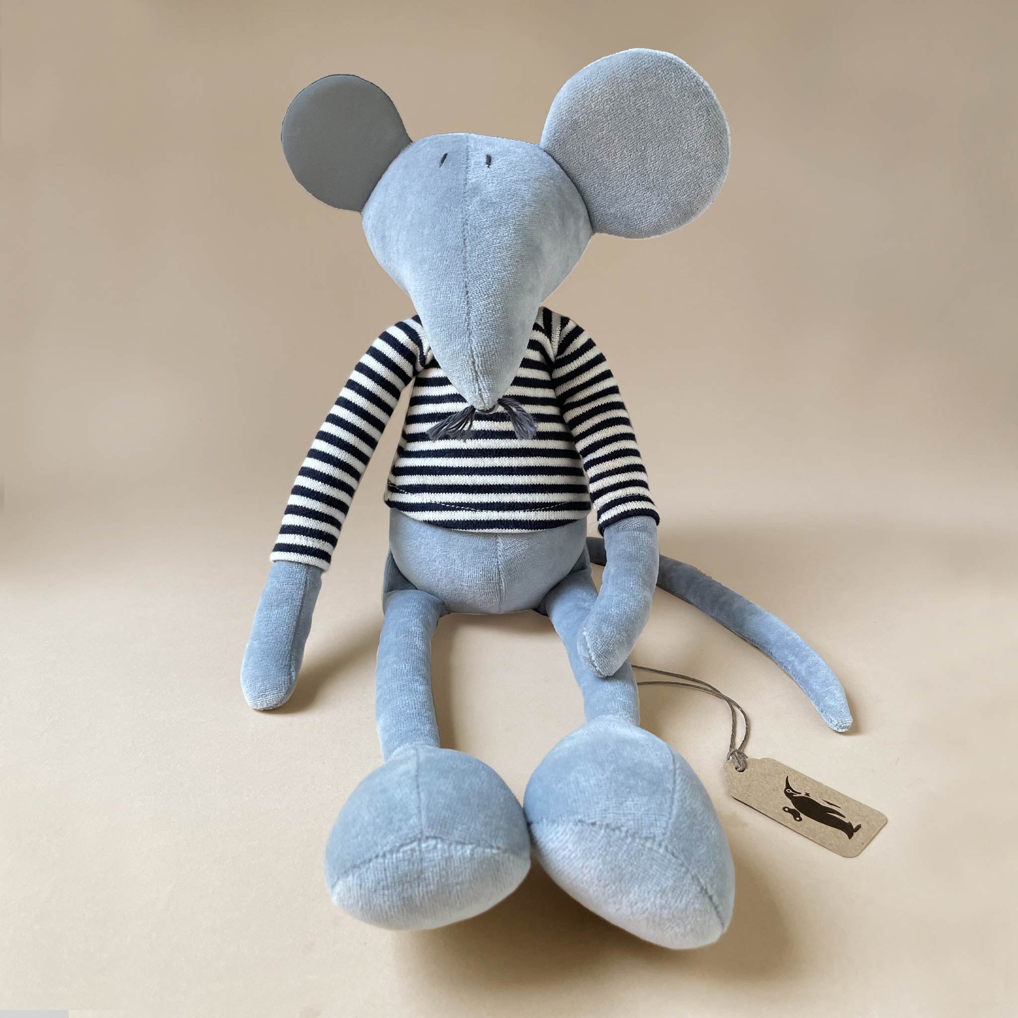 light-grey-rat-with-small-eyes-and-striped-shirt