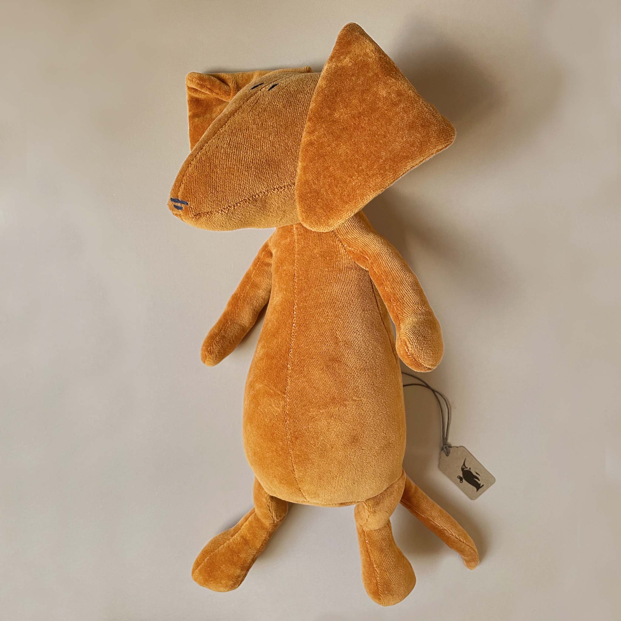 dachshund-plush-laying-down