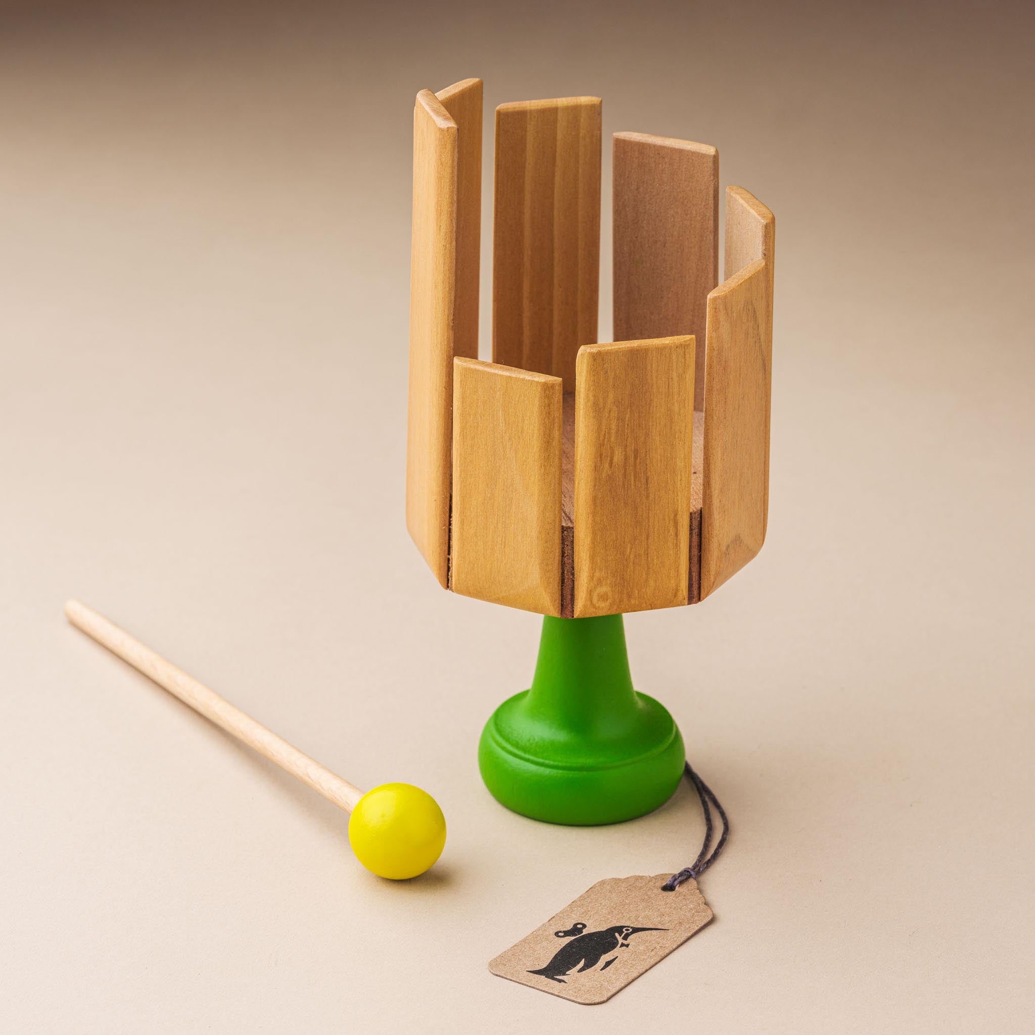 wooden-stirring-xylophone-and-mallet