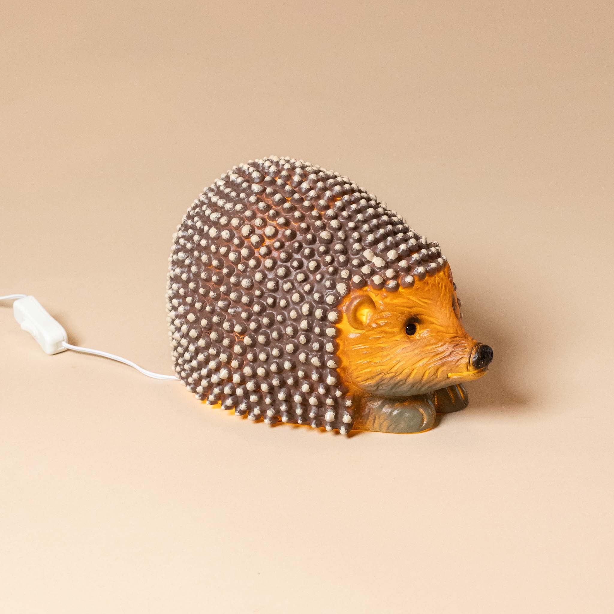 Little-Hedgehog-Lamp