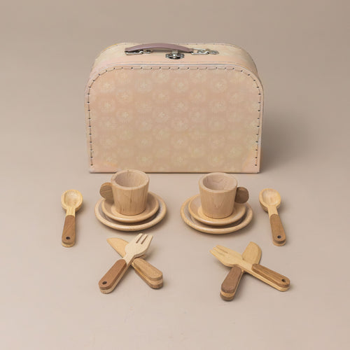 wooden-pretend-play-breakfast-set-in-suitcase-with-cup-saucer-plate-knife-fork-spoon