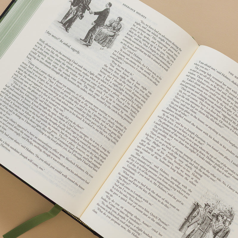 The-Complete-Stories-of-Sherlock-Holmes-Clothbound-Edition open page to text