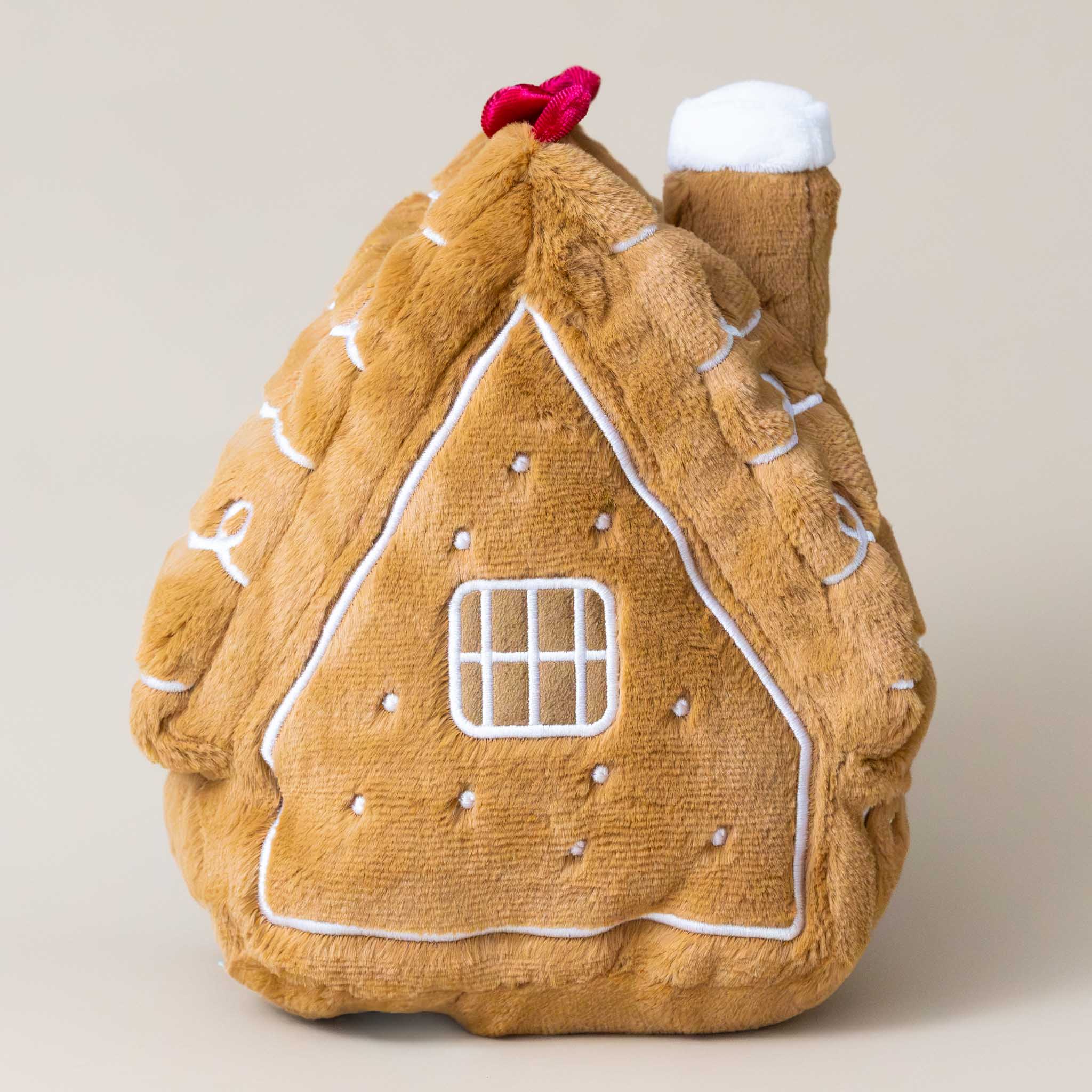 amuseable-gingerbread-house-2024-stuffed-toy-back