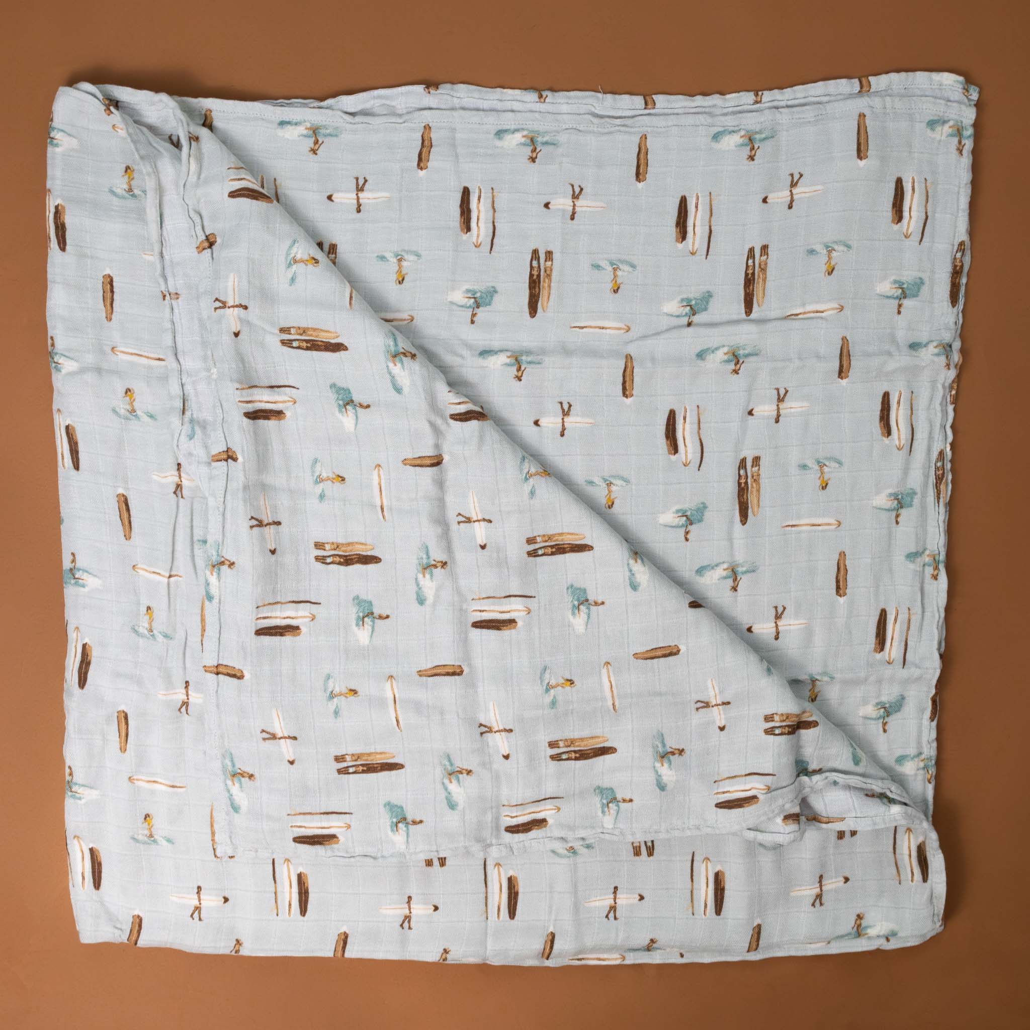 bamboo-swaddle-vintage-surf-boards-on-soft-blue