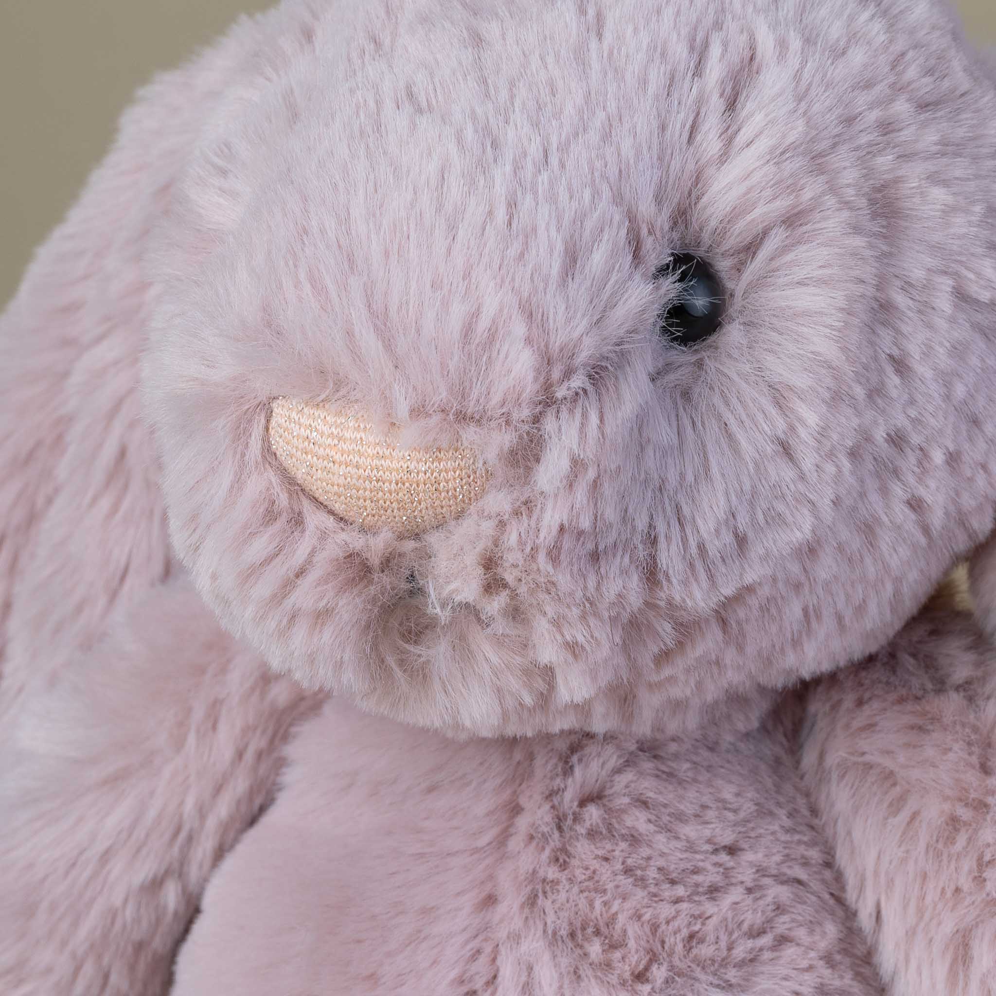 Bashful Bunny | Rosa - Medium