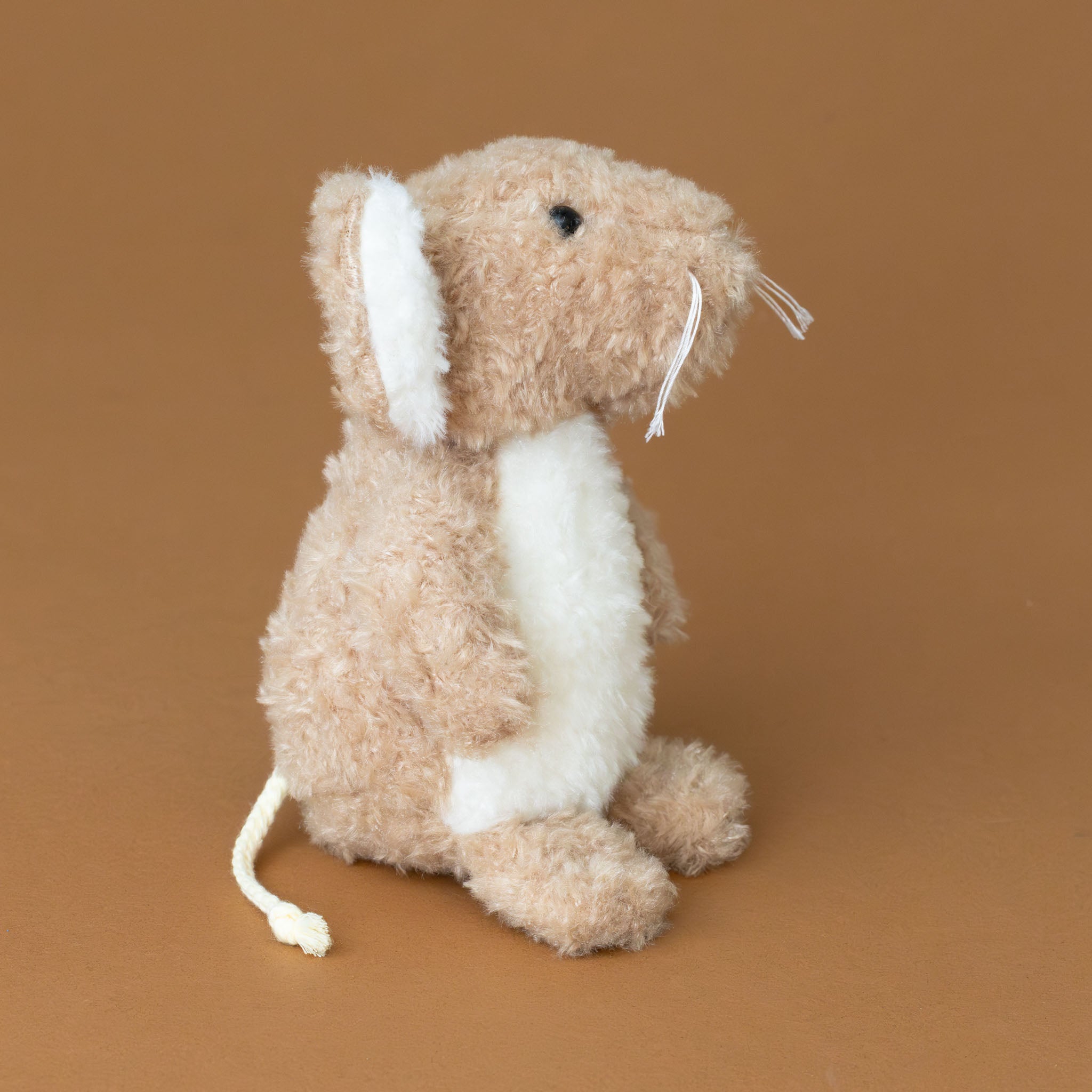 camelia-the-mouse-tan-and-white-stuffed-animal-side-with-tail